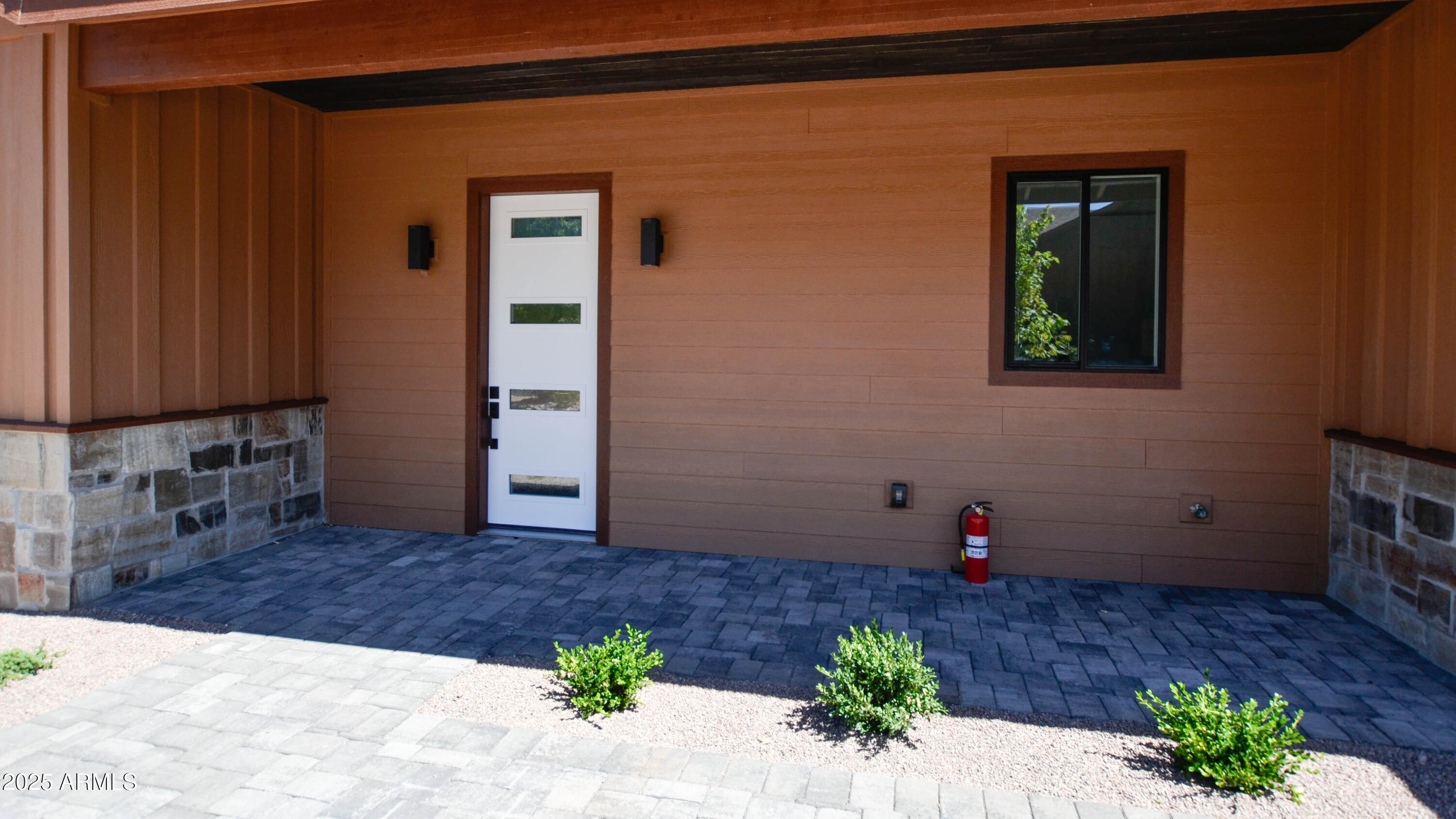 900 N AUTUMN SAGE Court