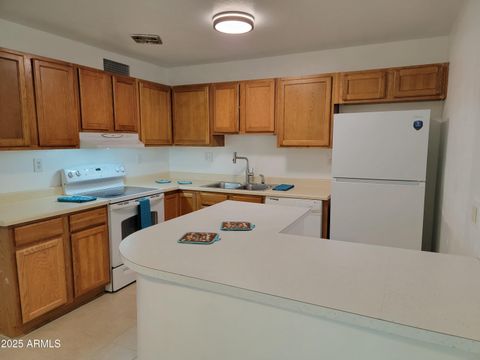 621 E PAPAGO Drive Tempe AZ 85288