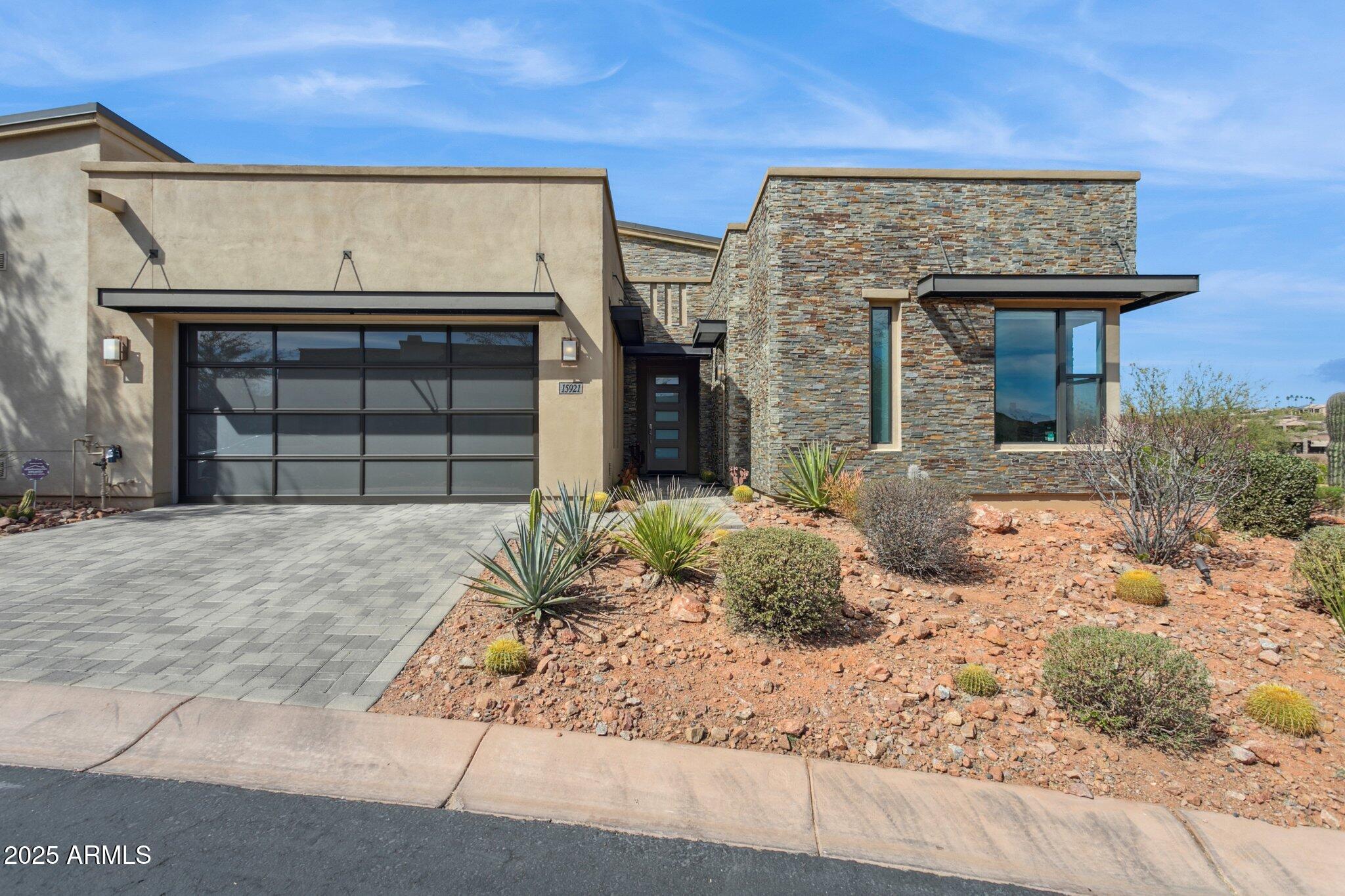 15921 E RIDGESTONE Drive