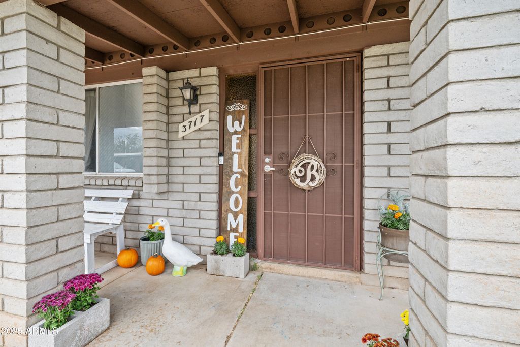 Photo of 3717 N Mallard Circle, Sierra Vista, AZ 85635 (MLS # 6937801)