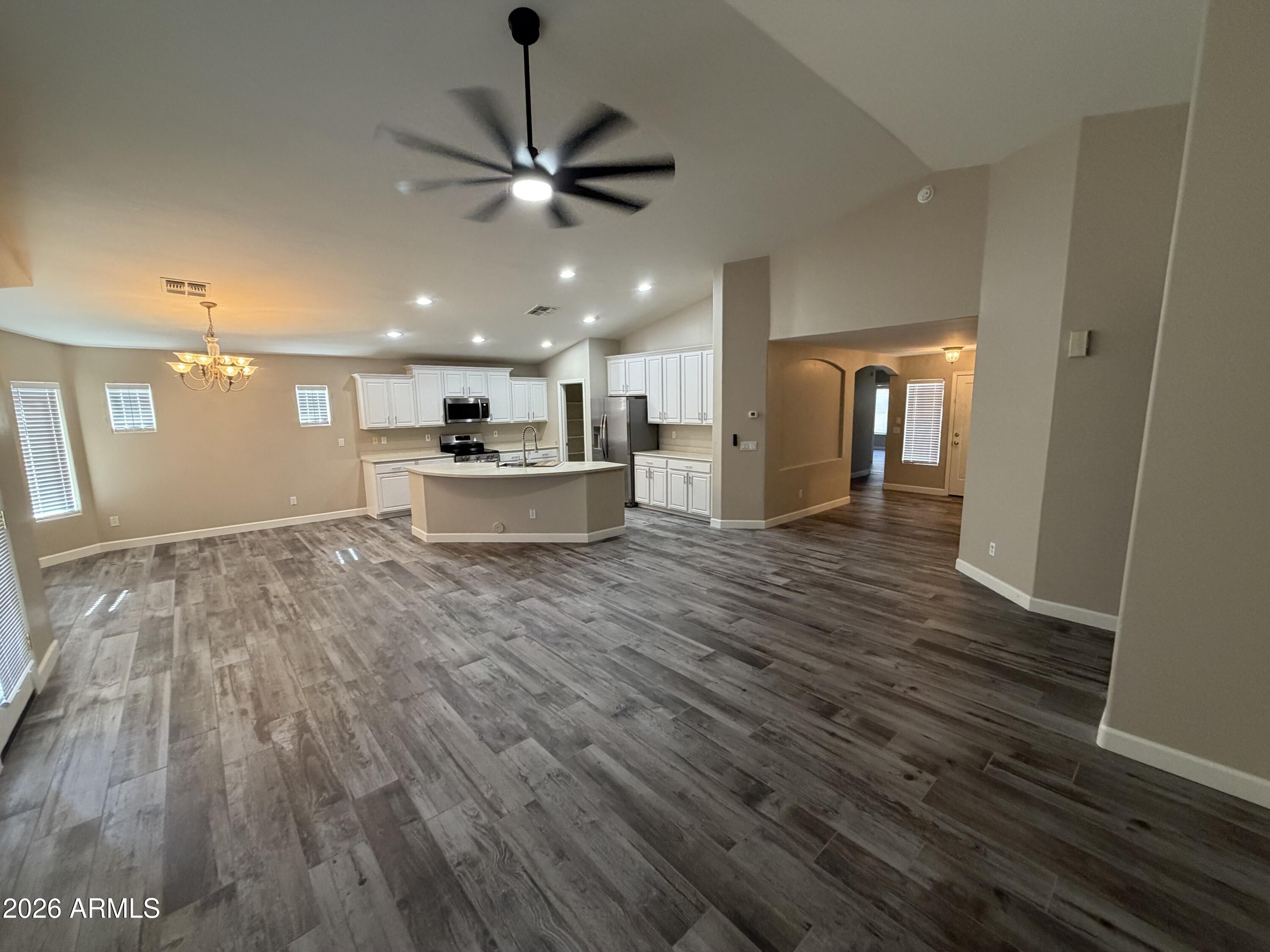 3561 E FAIRVIEW Street