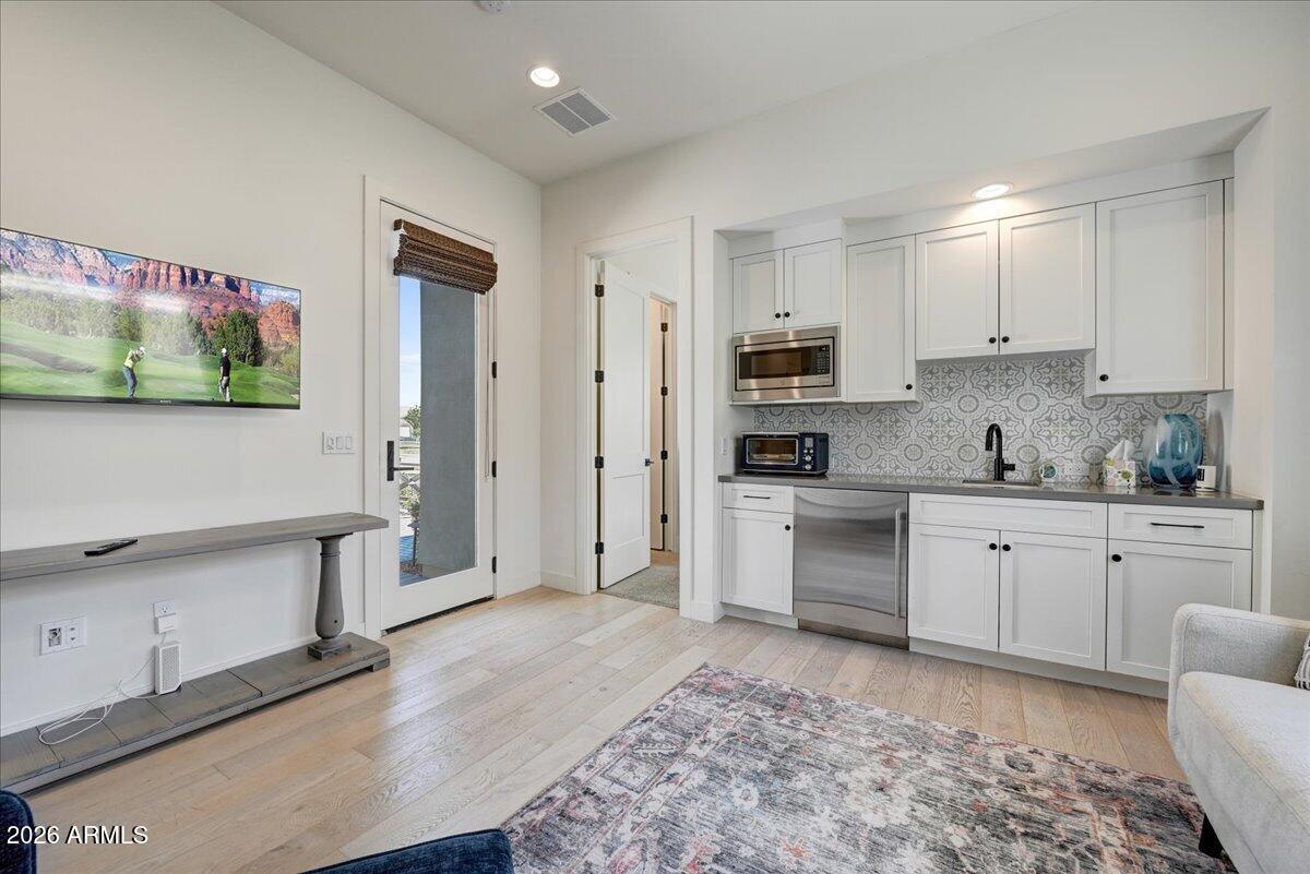 LAKEVIEW TRAILS SOUTHWEST AT MORRISON RANCH - Residential