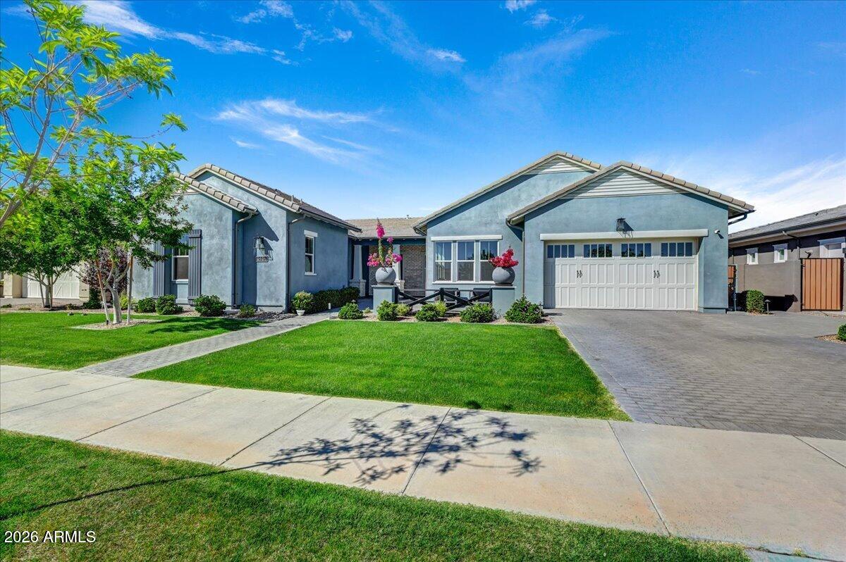 3494 E BLOOMFIELD Parkway