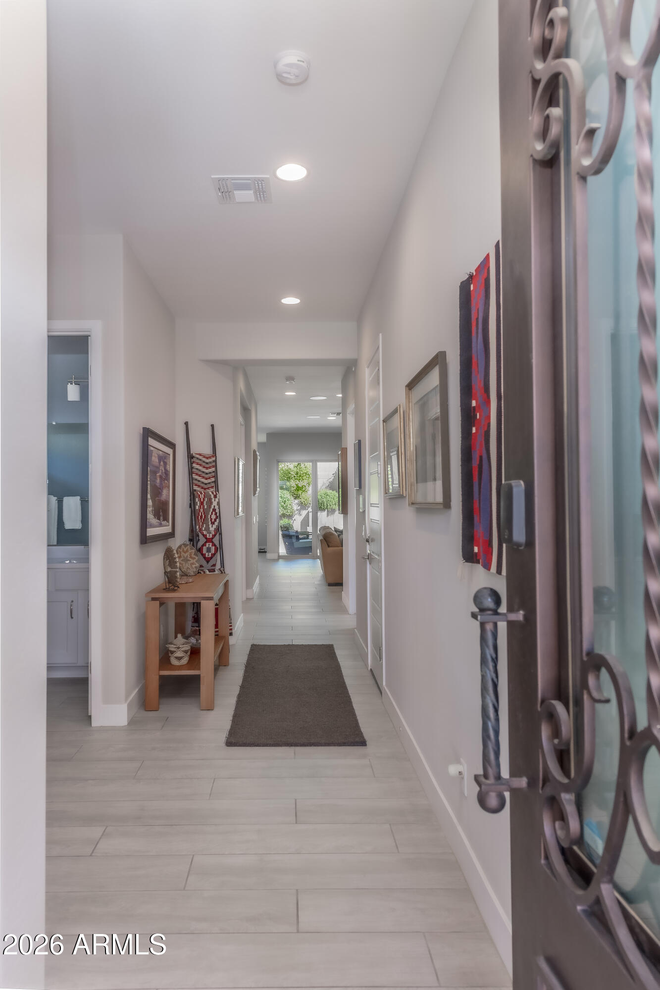 622 E DEER CREEK Road