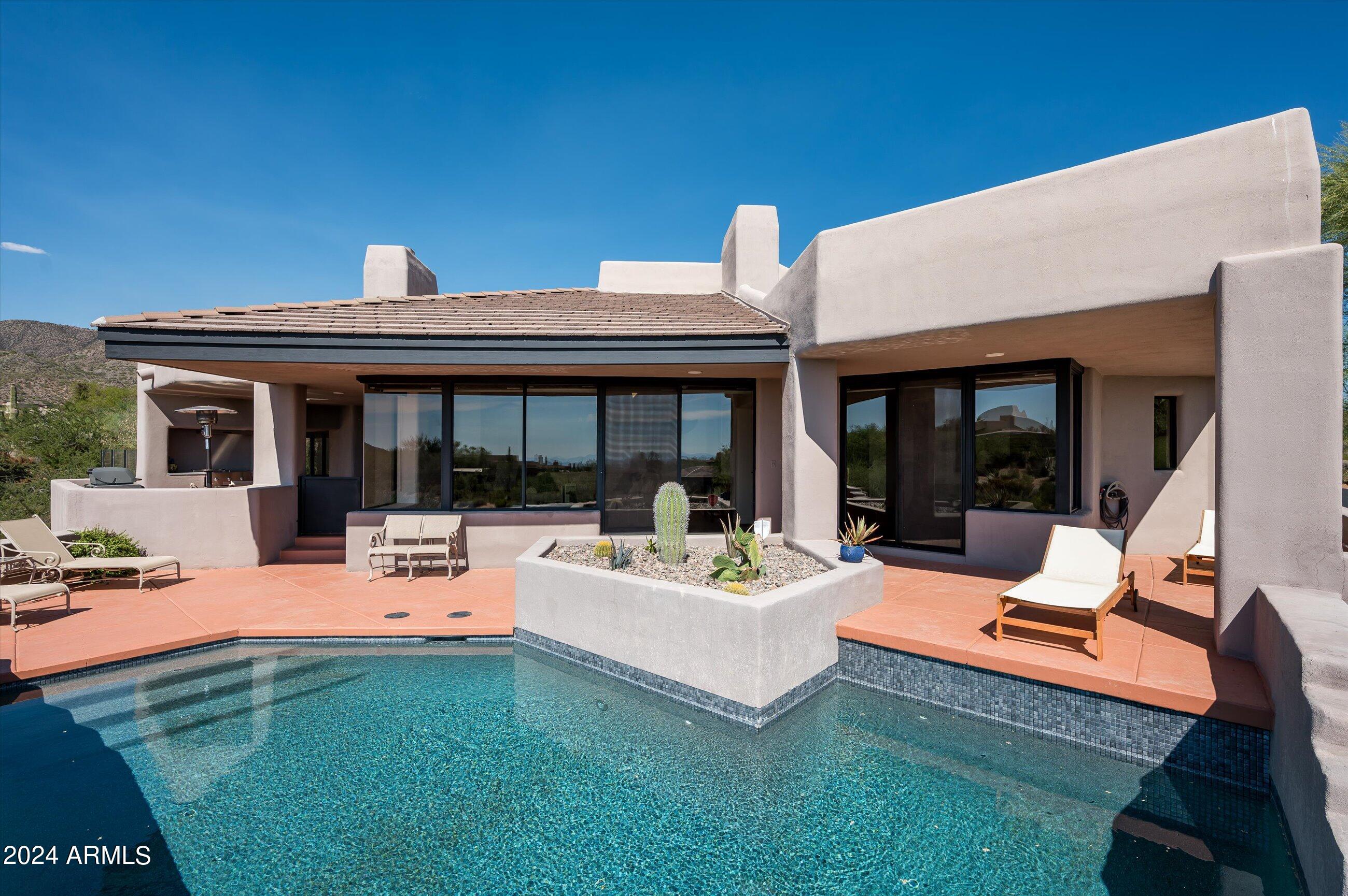 10726 E TAMARISK Way