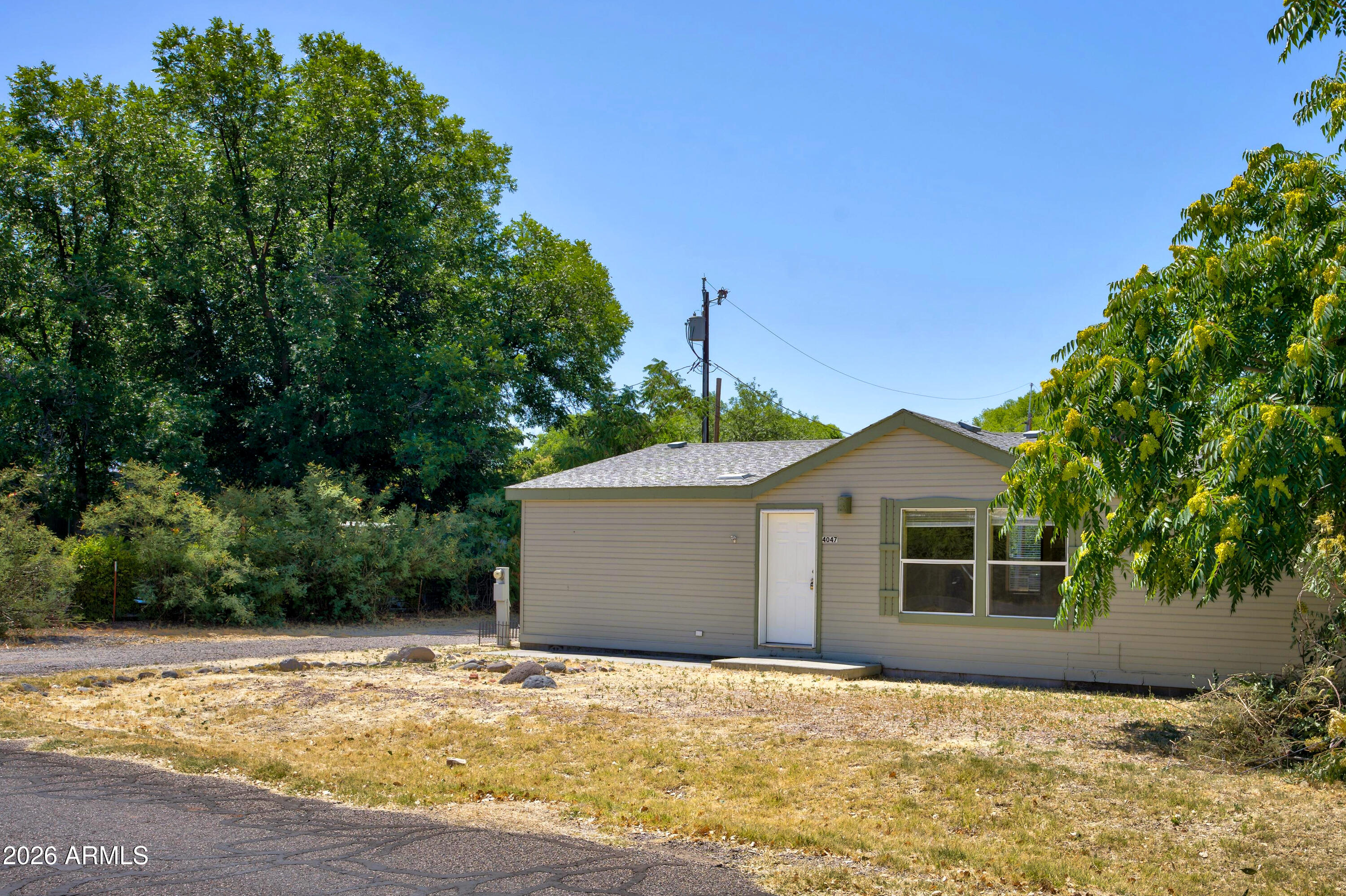 4047 E CRIPPLE CREEK Drive