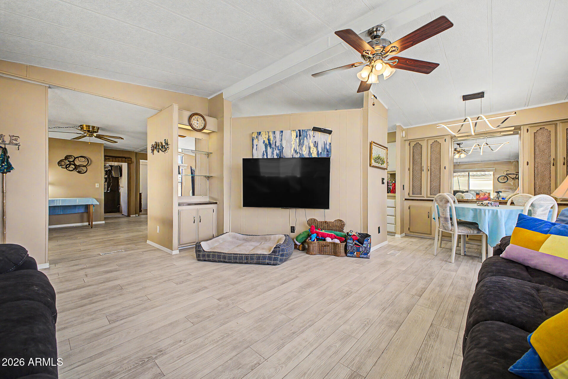 2609 W Southern Avenue 135