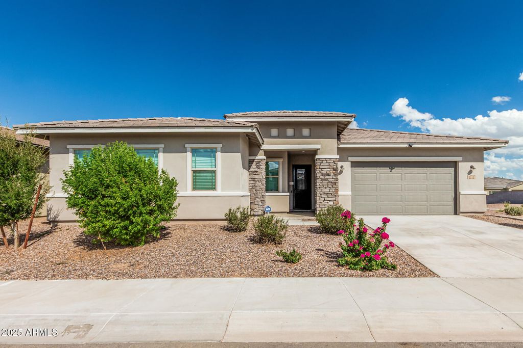 Photo of 5115 N 185th Avenue, Litchfield Park, AZ 85340 (MLS # 6919121)