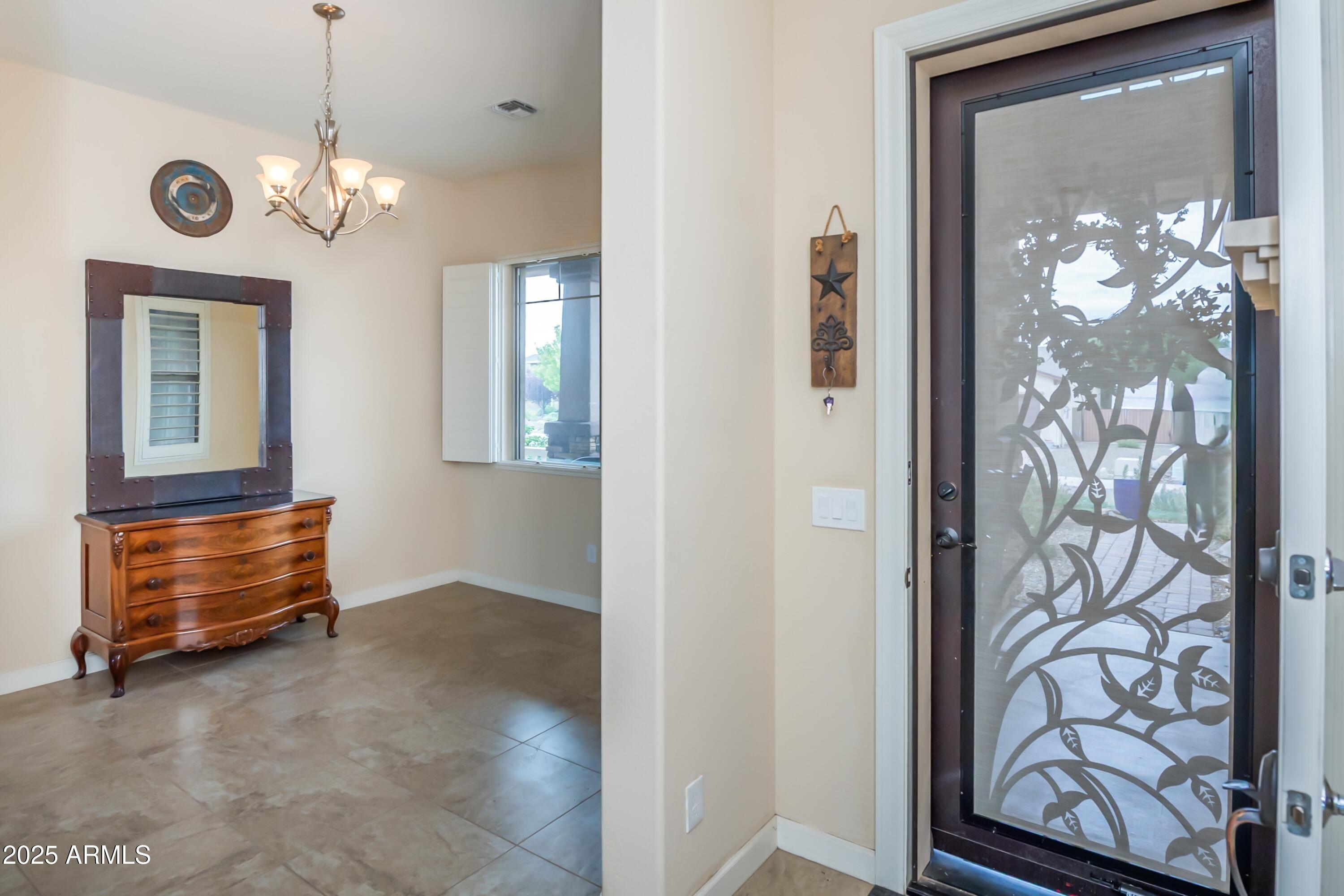 8277 N SAGE VISTA --