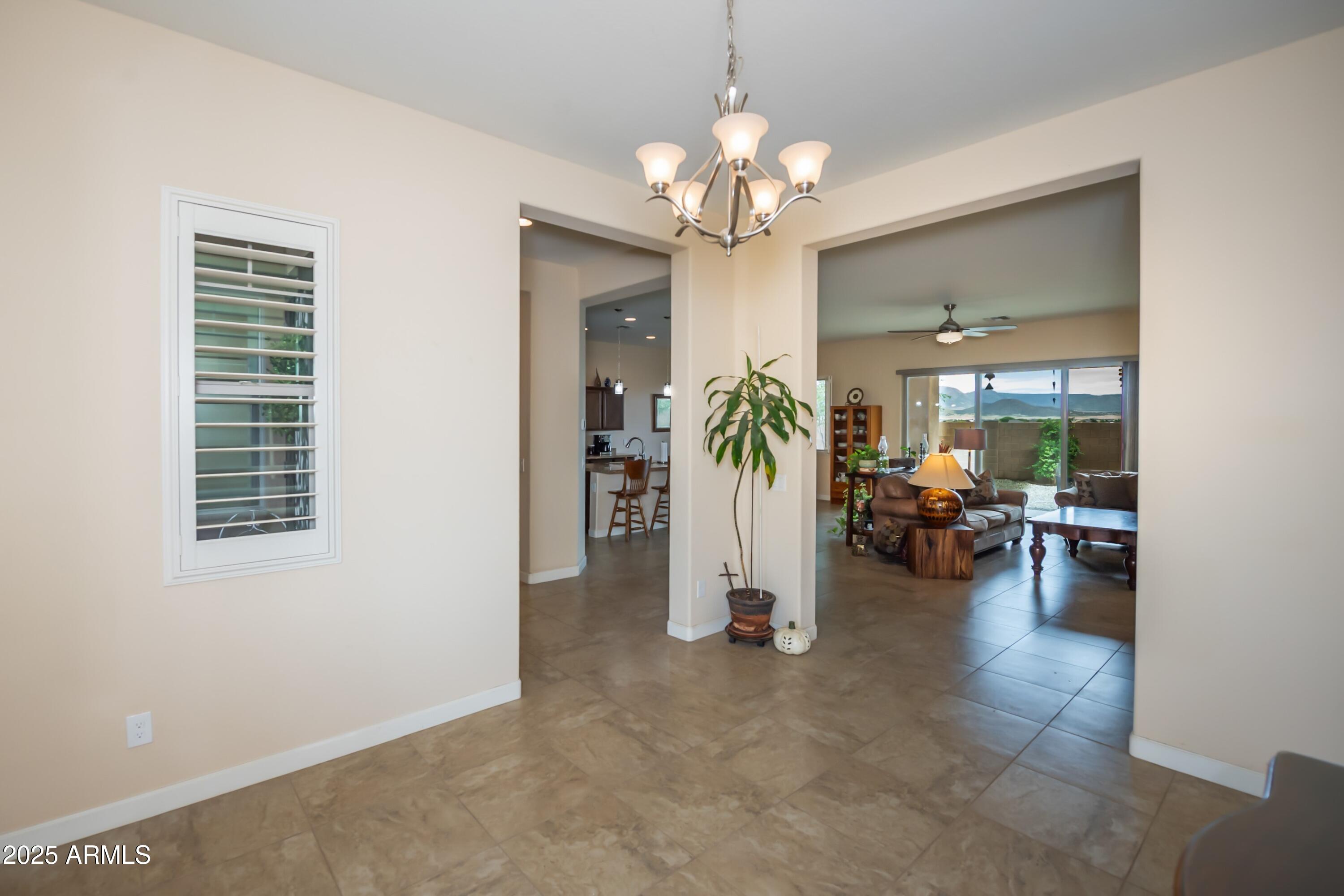 8277 N SAGE VISTA --