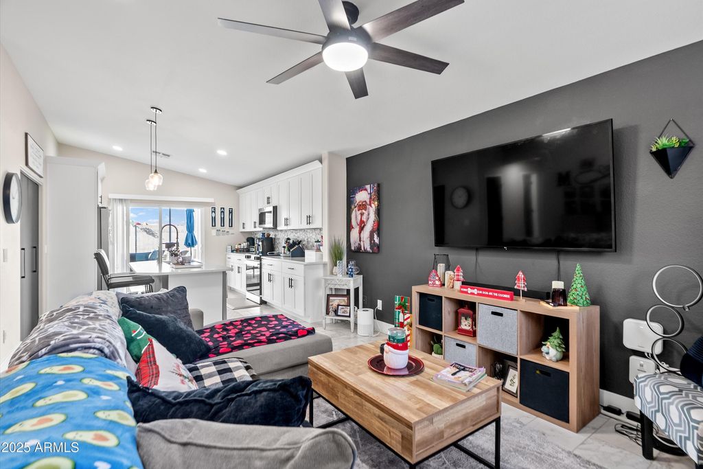 Photo of 1840 S Pinto Drive, Apache Junction, AZ 85120 (MLS # 6949183)