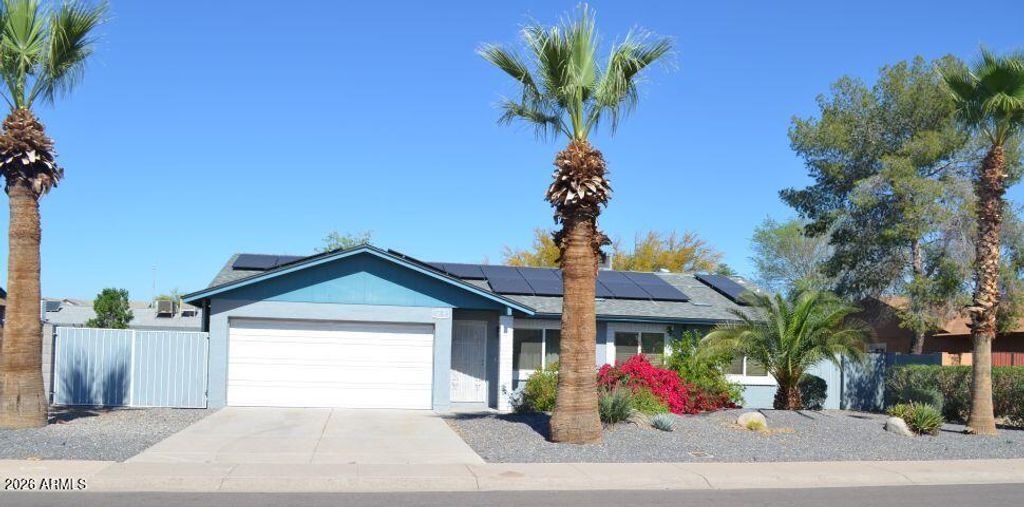 Photo of 9614 W Echo Lane, Peoria, AZ 85345 (MLS # 6995673)