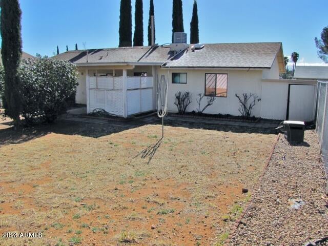 QUAIL HOLLOW - Residential Lease