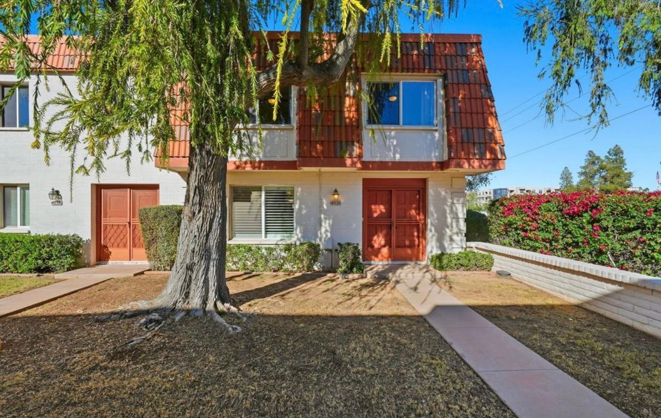 4026 N GRANITE REEF Road