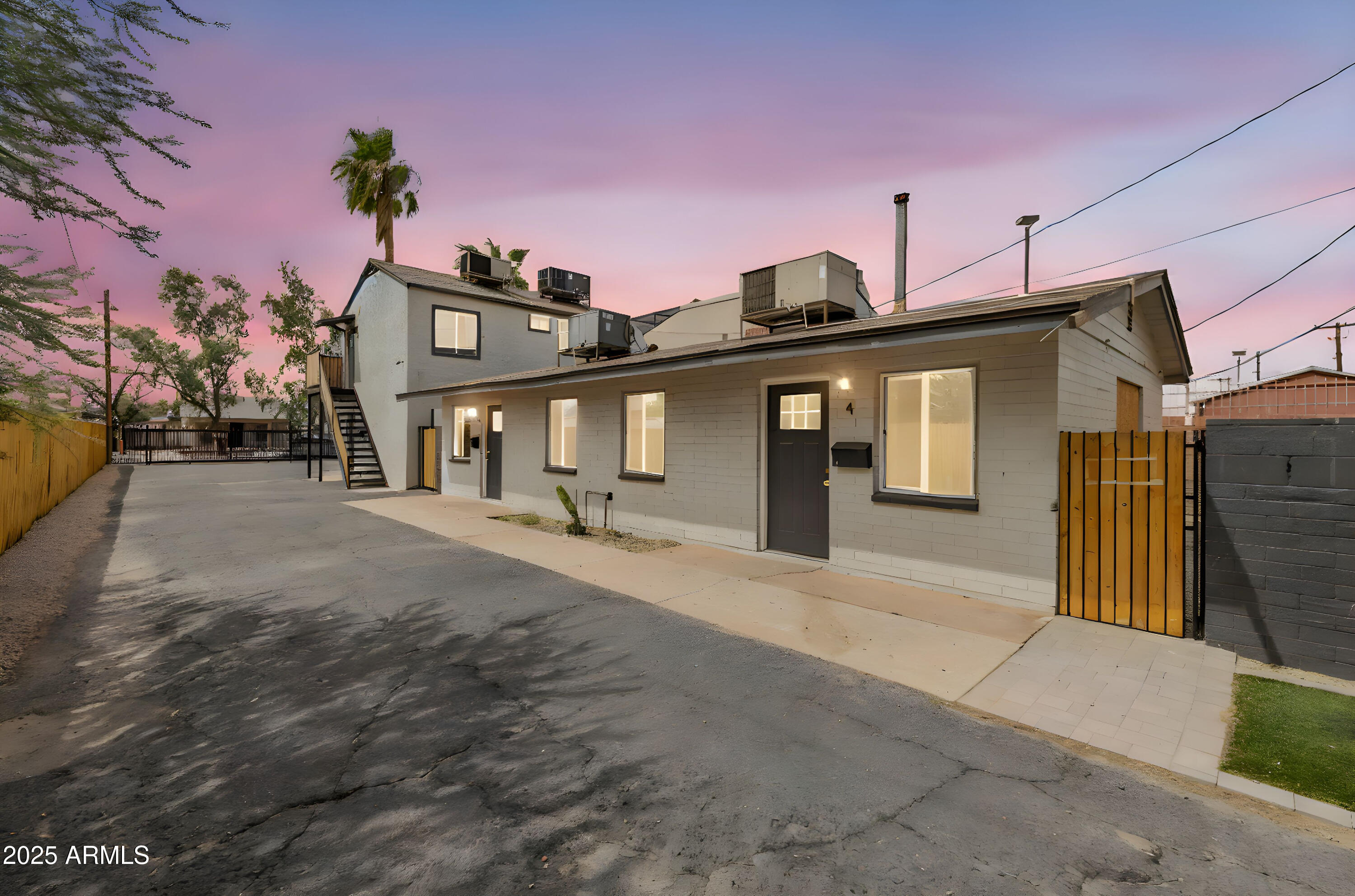 1330 W FILLMORE Street