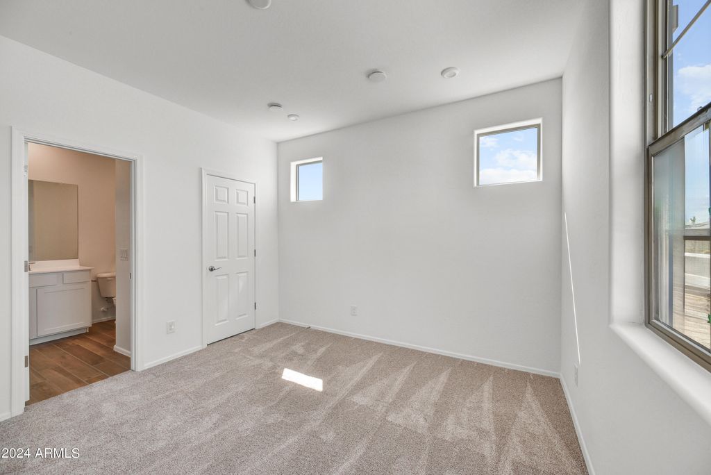 Photo of 5881 N 193rd Drive, Litchfield Park, AZ 85340 (MLS # 6904609)