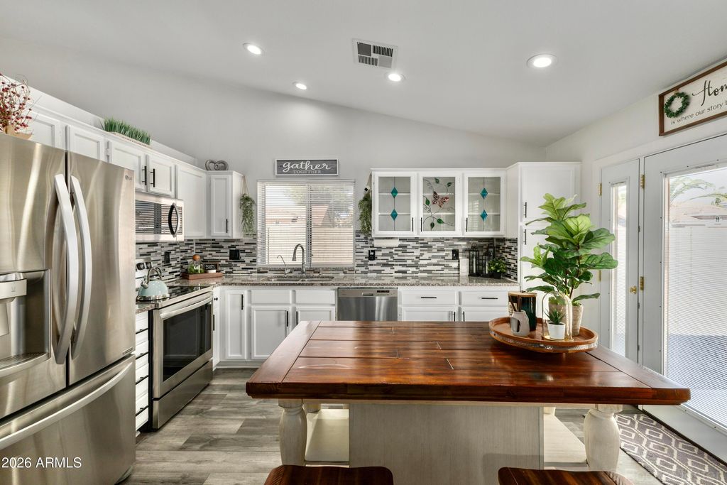 Photo of 1209 N Charles Street, Gilbert, AZ 85233 (MLS # 6999879)