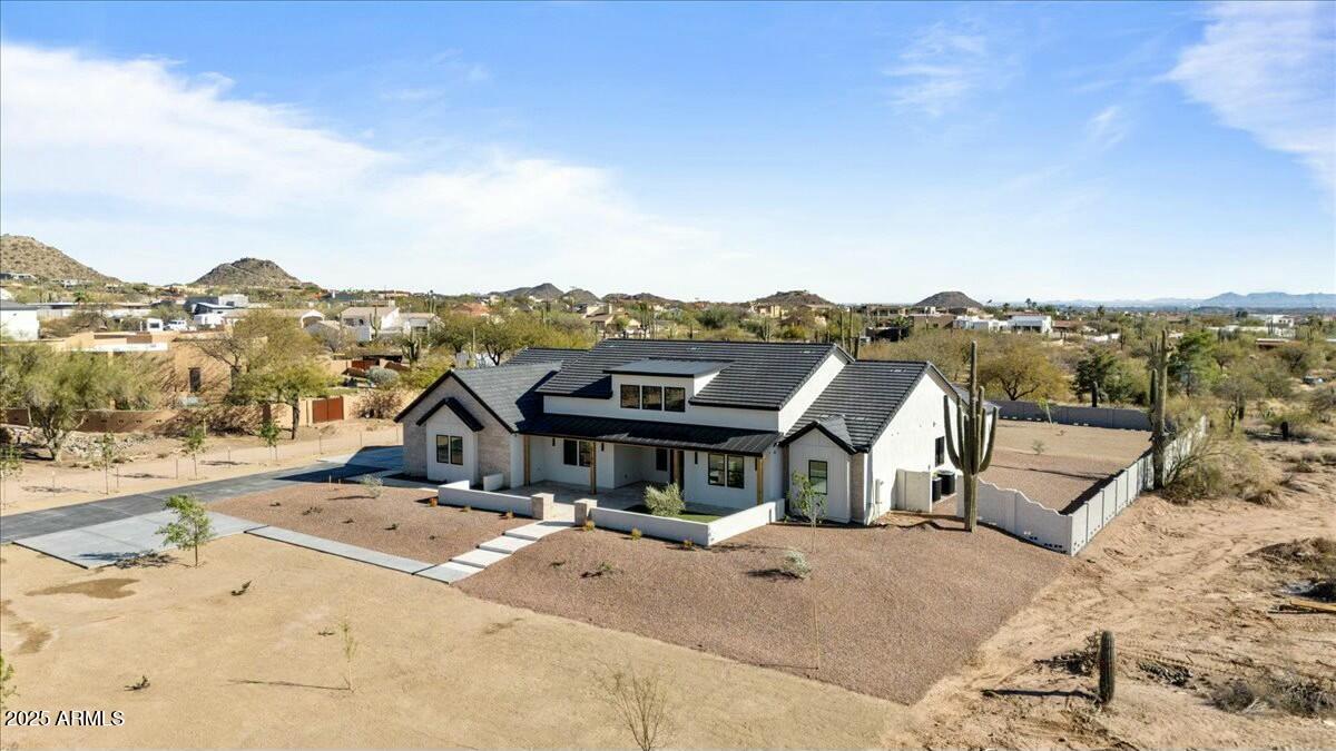 8169 E REDBERRY --