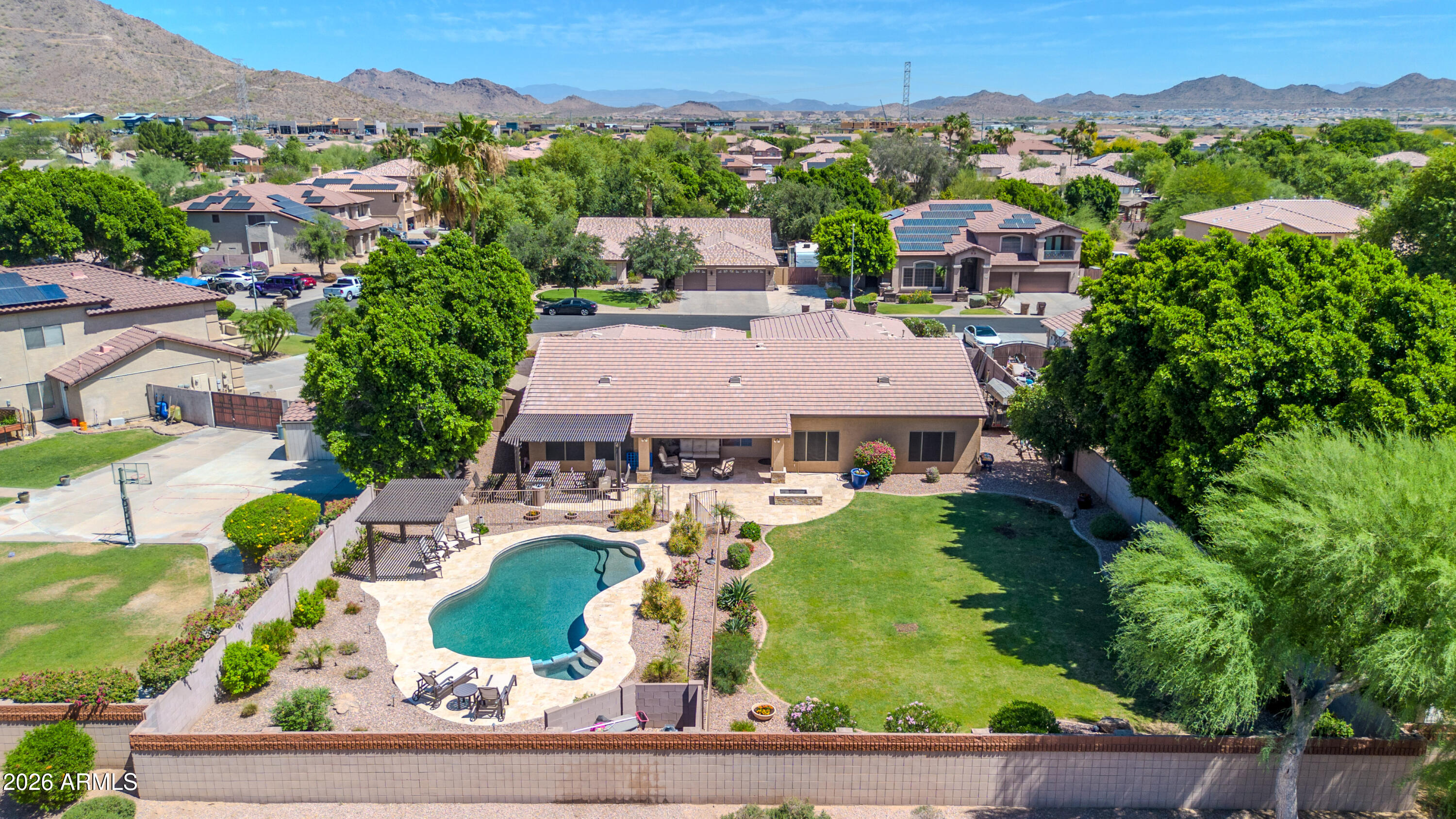 8039 W BRIDEN Lane