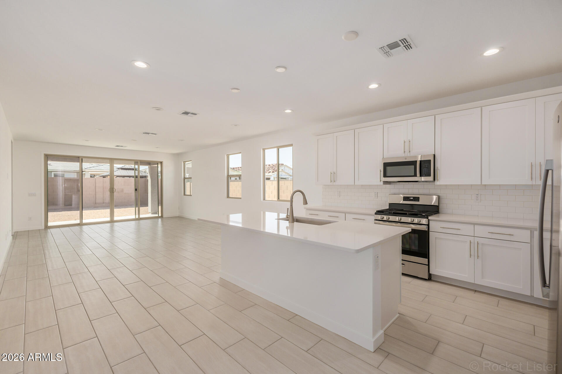 5023 W CHUCK BOX Road