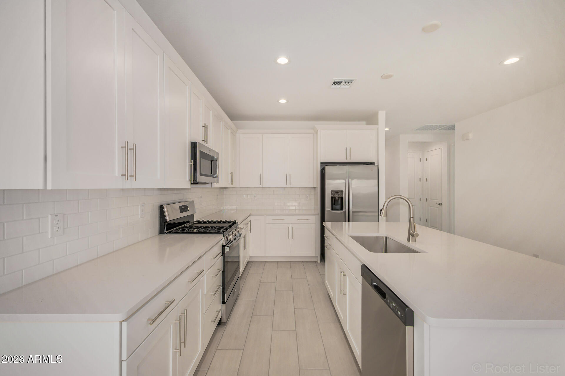 5023 W CHUCK BOX Road