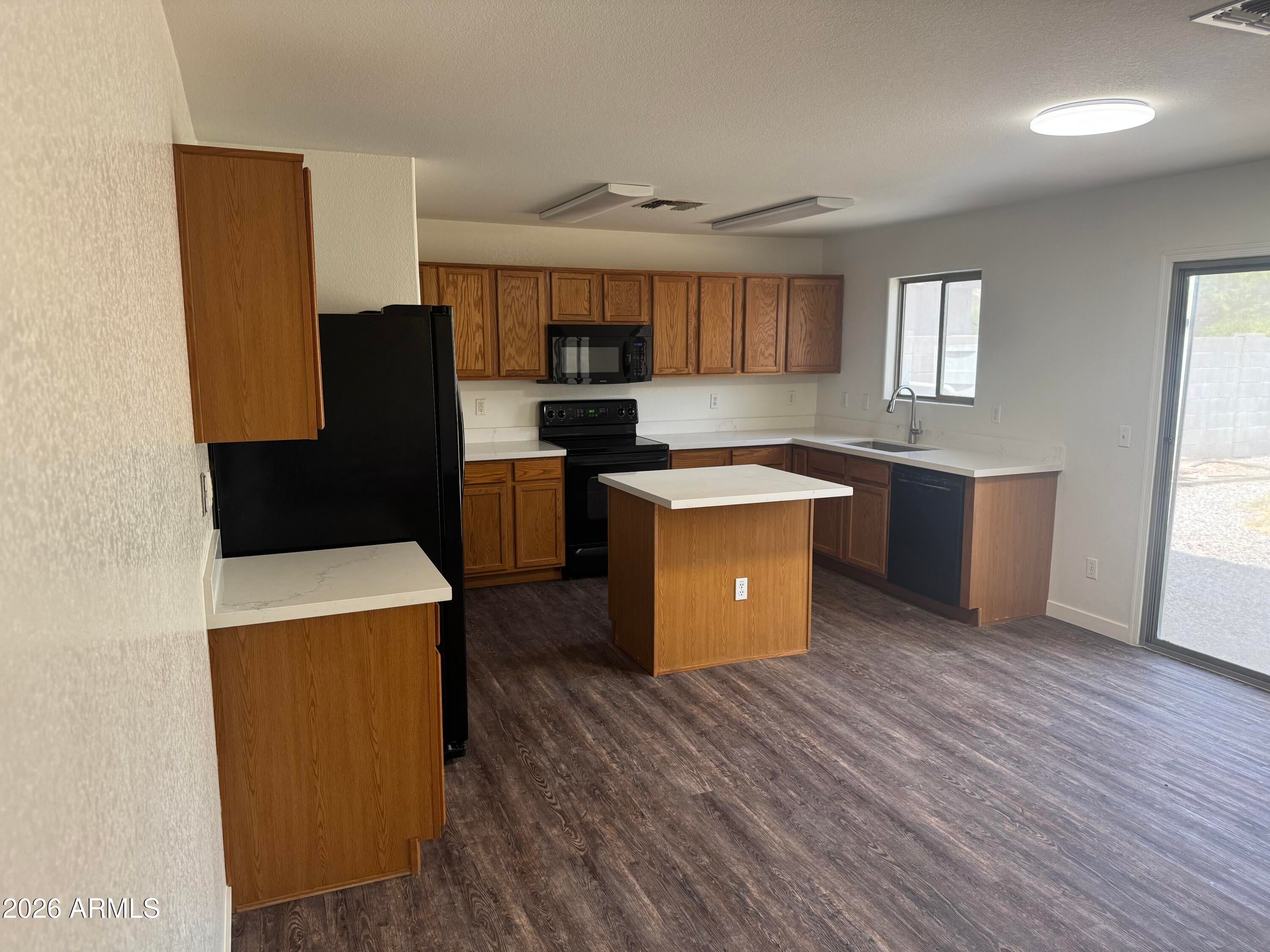 1448 E AVENIDA FRESCA Road