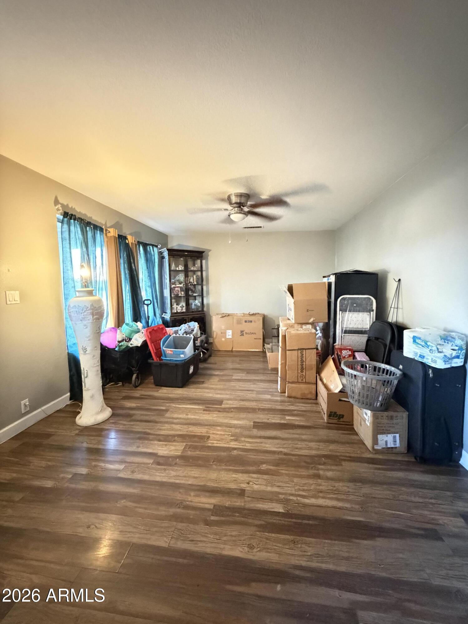 2102 N 50TH Lane