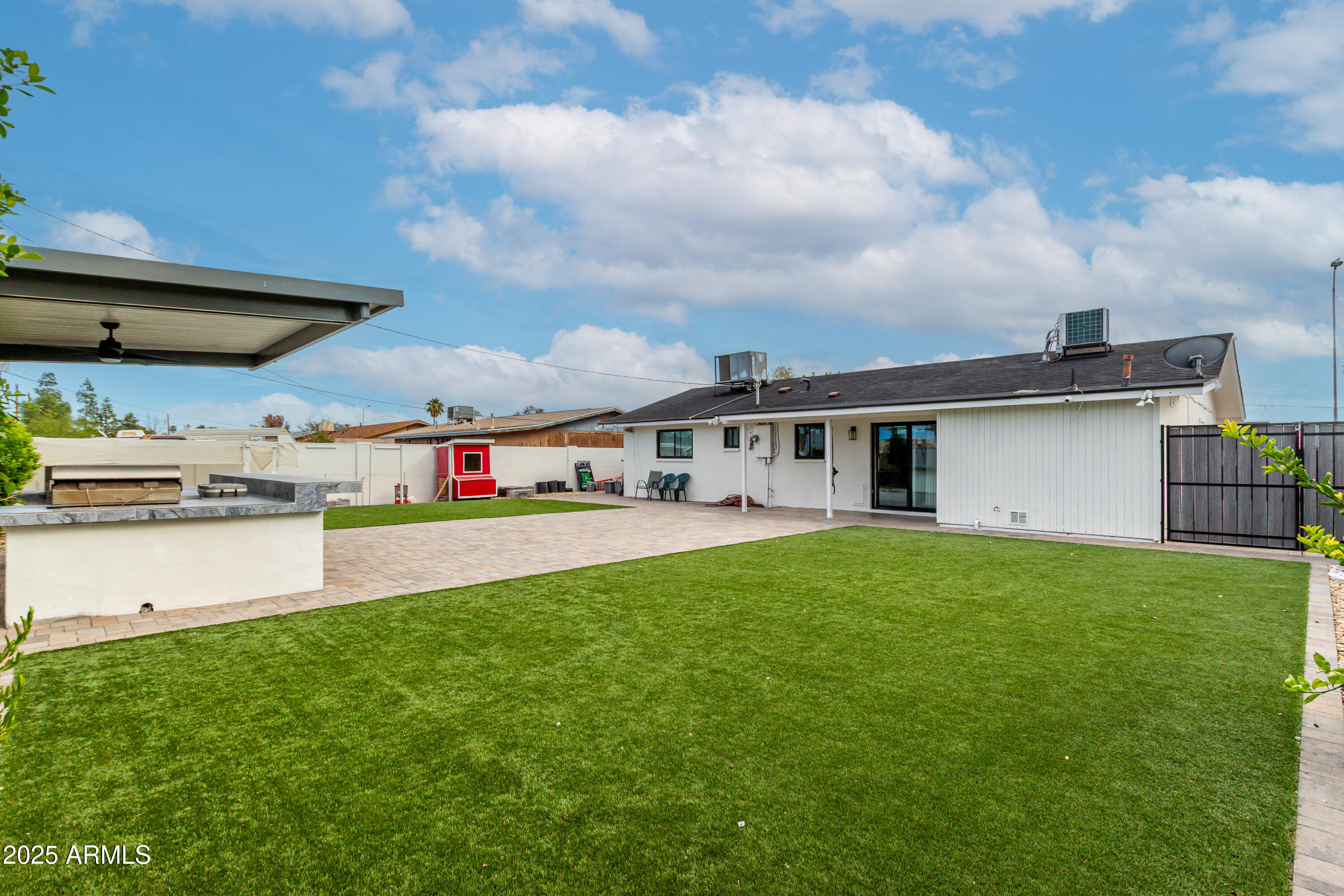 Homes for Sale in Queen Creek Arizona 3 832 E DOLPHIN Avenue