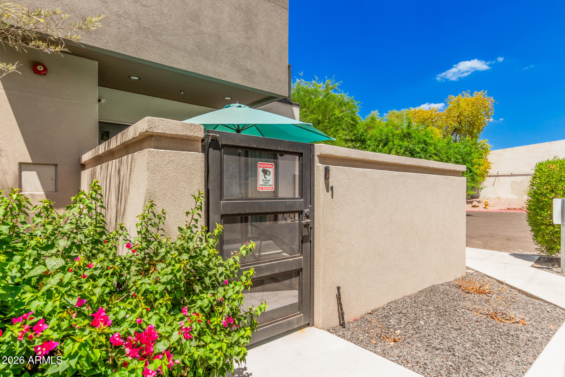 2645 E OSBORN Road 1
