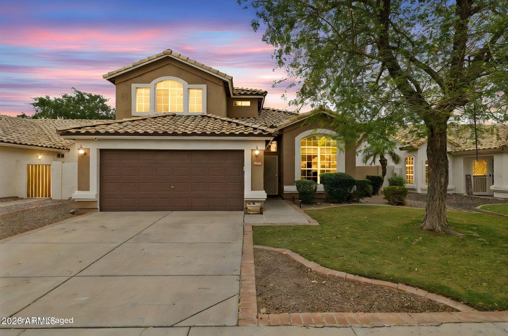 Photo of 7445 W Los Gatos Drive, Glendale, AZ 85310 (MLS # 7011989)