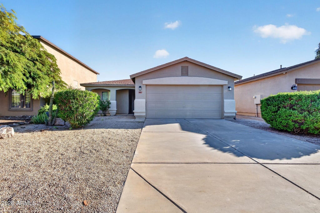 Photo of 907 E Cowboy Cove Trail, San Tan Valley, AZ 85143 (MLS # 7088957)