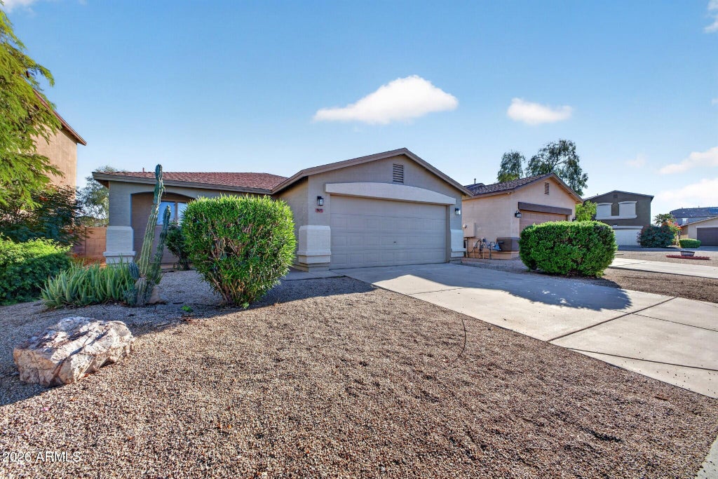 Photo of 907 E Cowboy Cove Trail, San Tan Valley, AZ 85143 (MLS # 7088957)