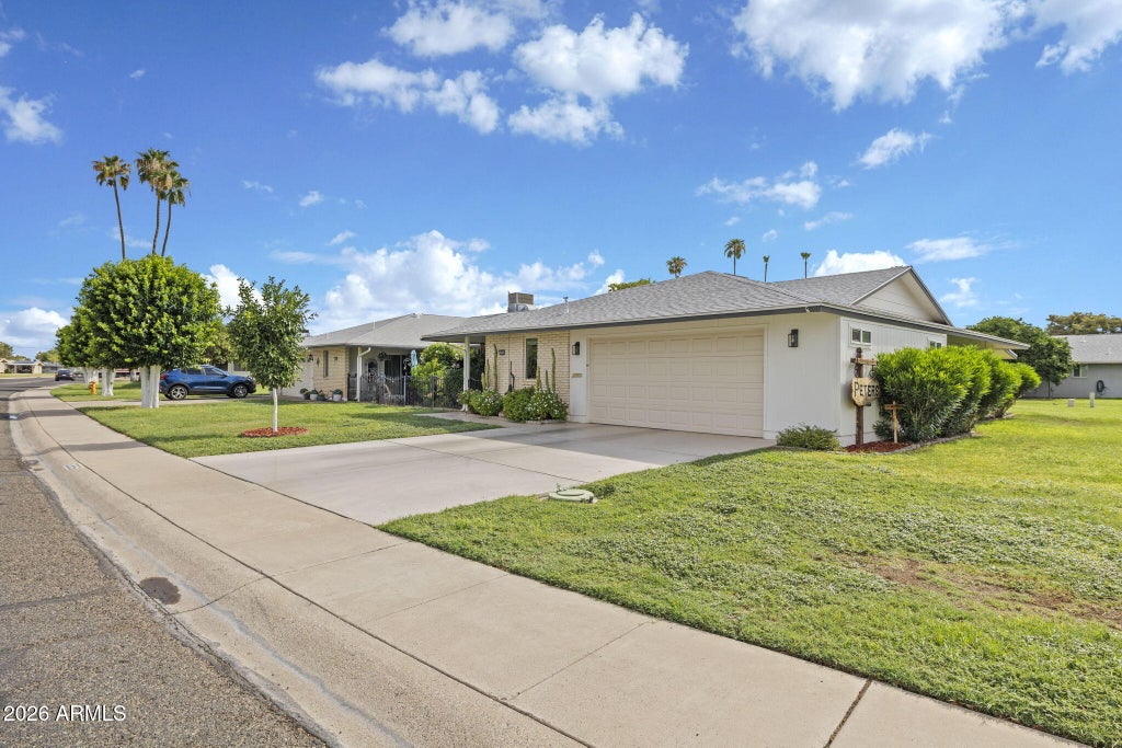 Photo of 10896 W Clair Drive, Sun City, AZ 85351 (MLS # 7055279)