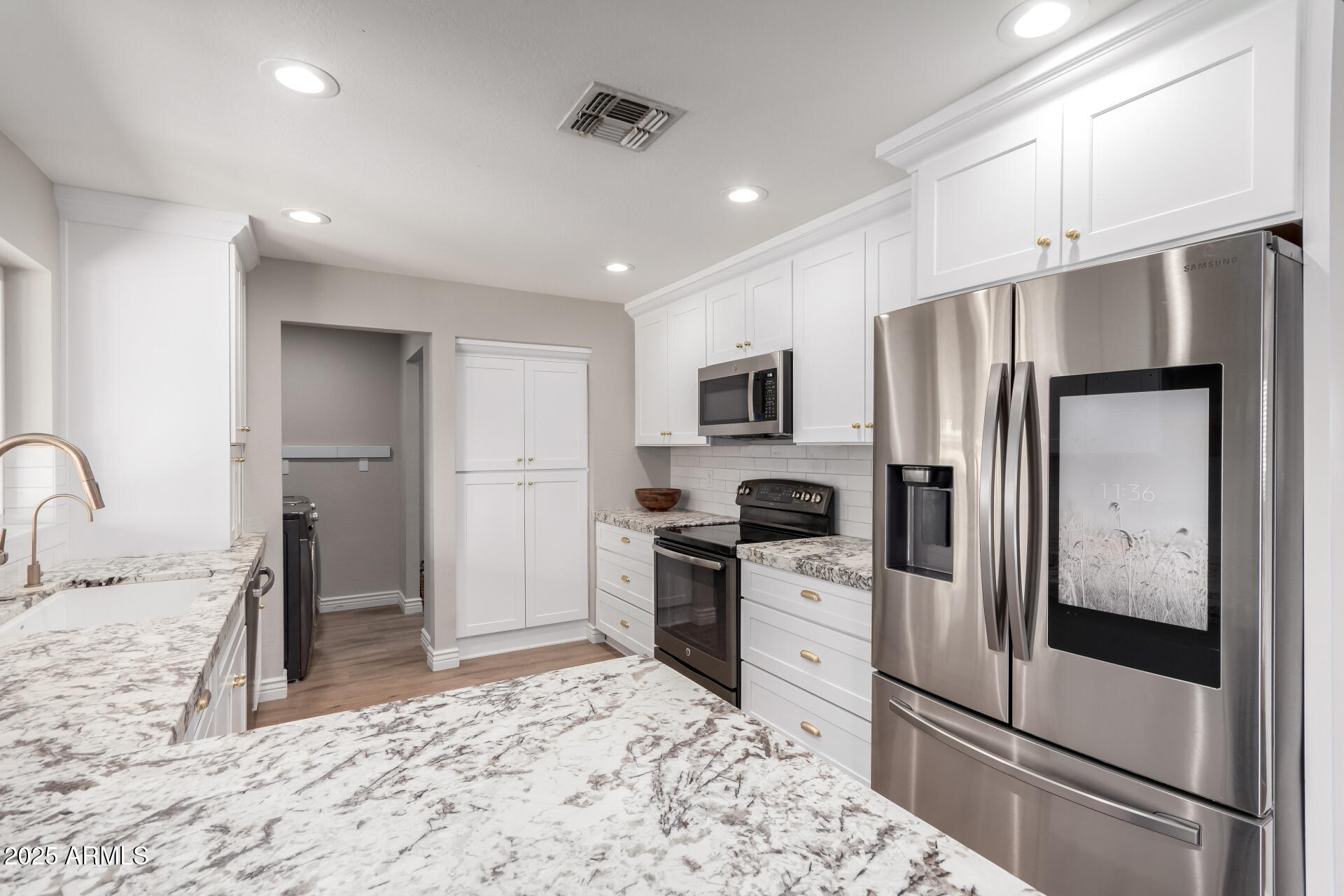 3503 E CAMPO BELLO Drive