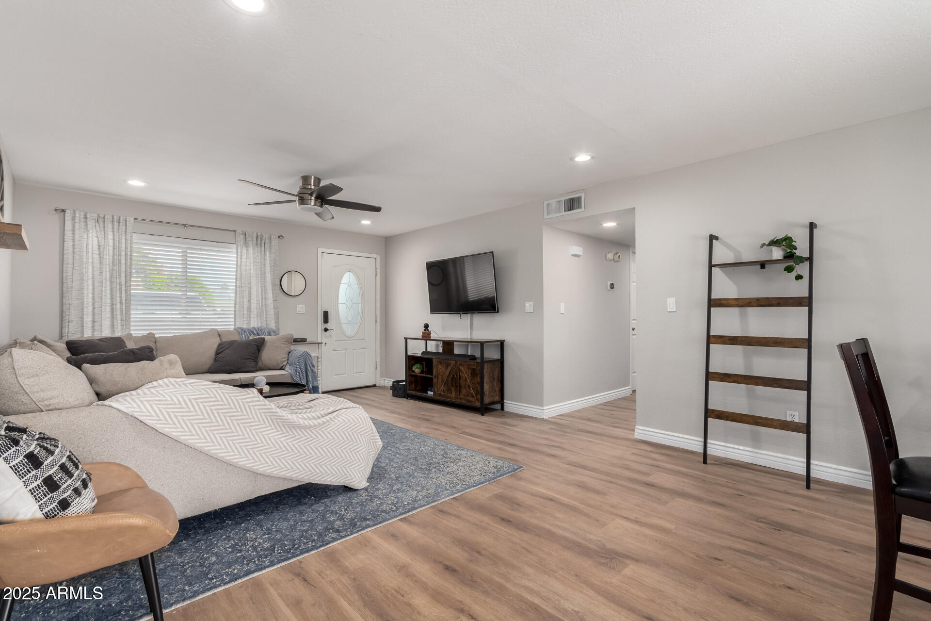 3503 E CAMPO BELLO Drive