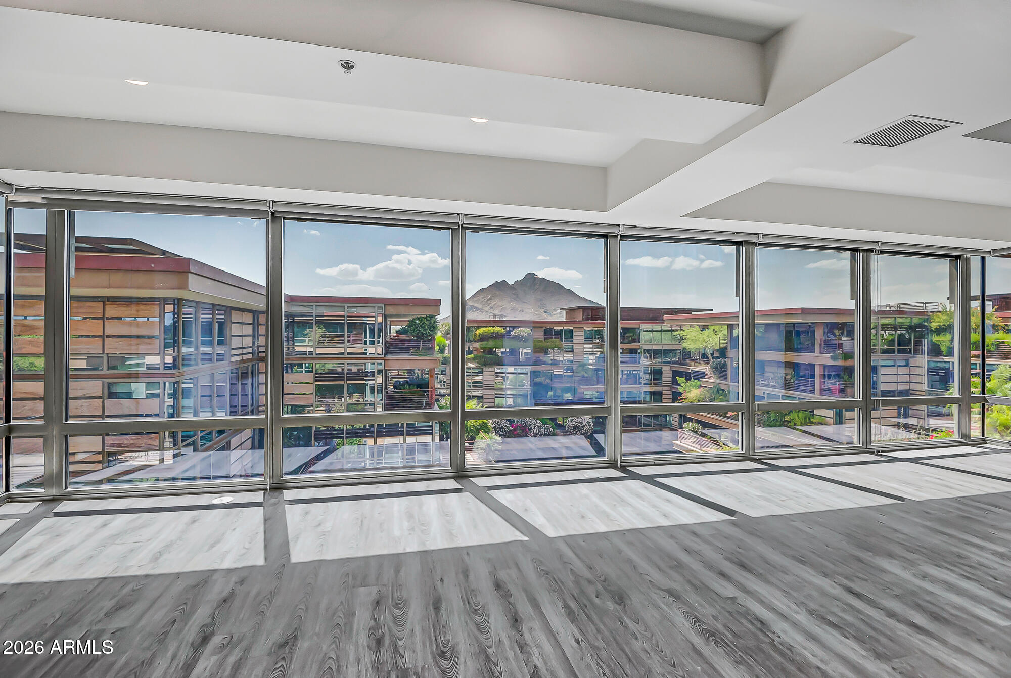 7137 E RANCHO VISTA Drive 7008