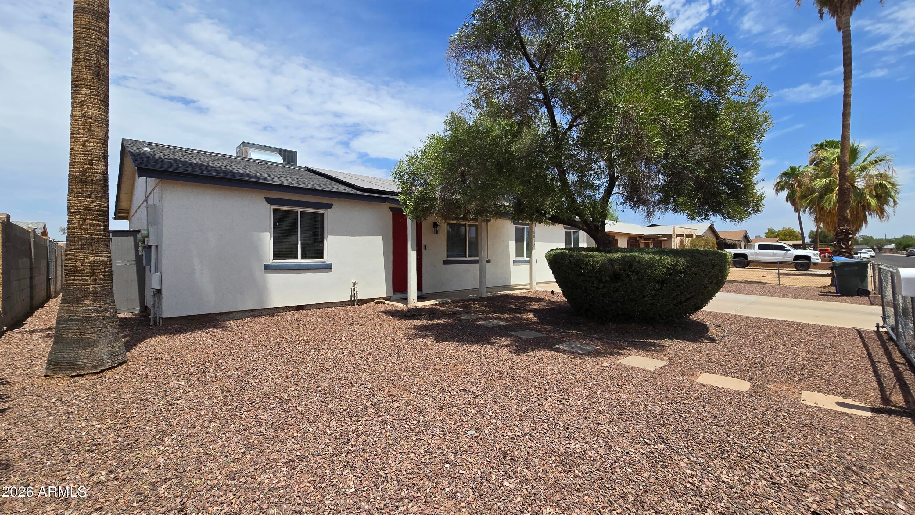 8012 W HIGHLAND Avenue