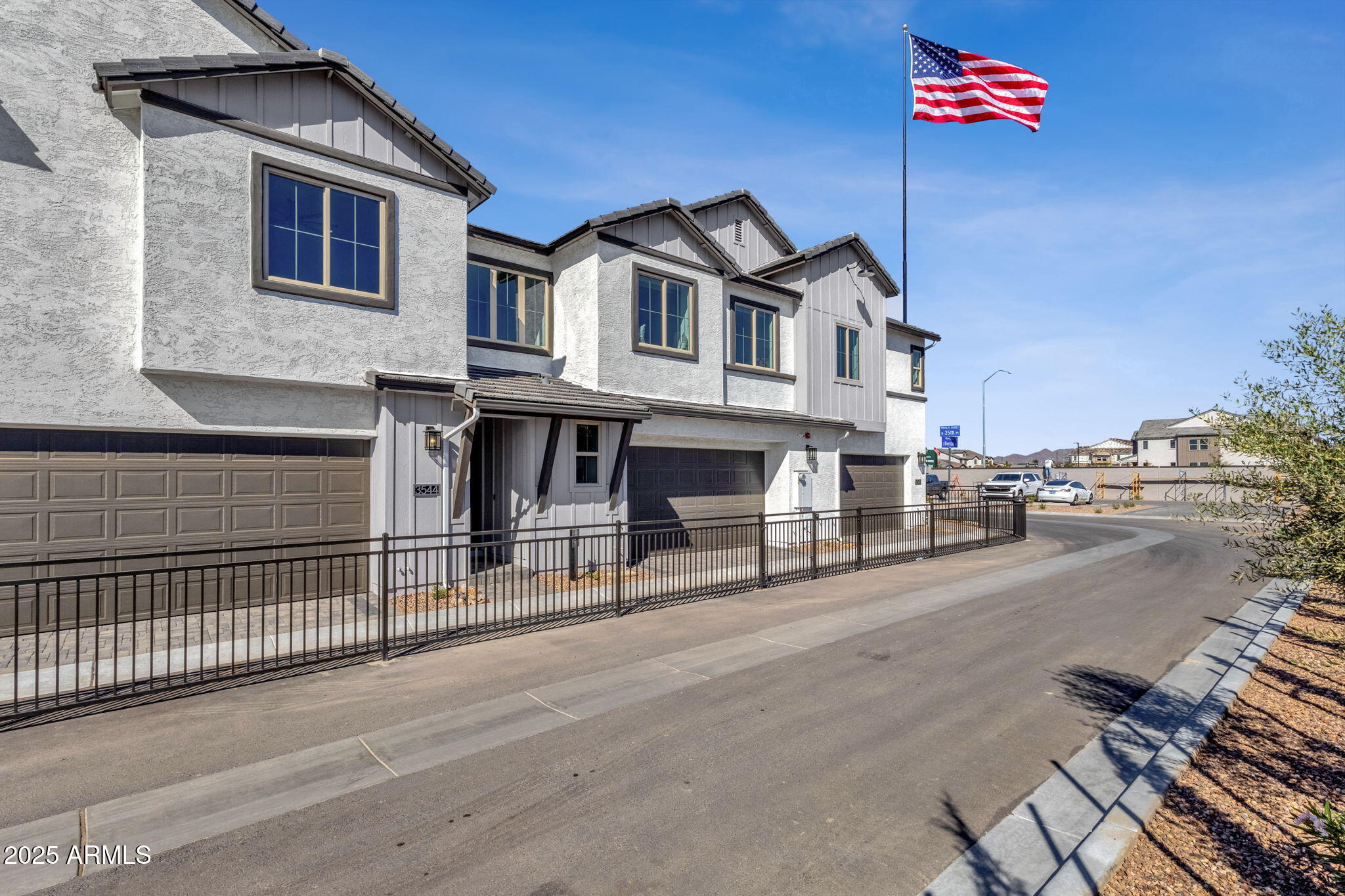 3450 N SUNWOOD Street