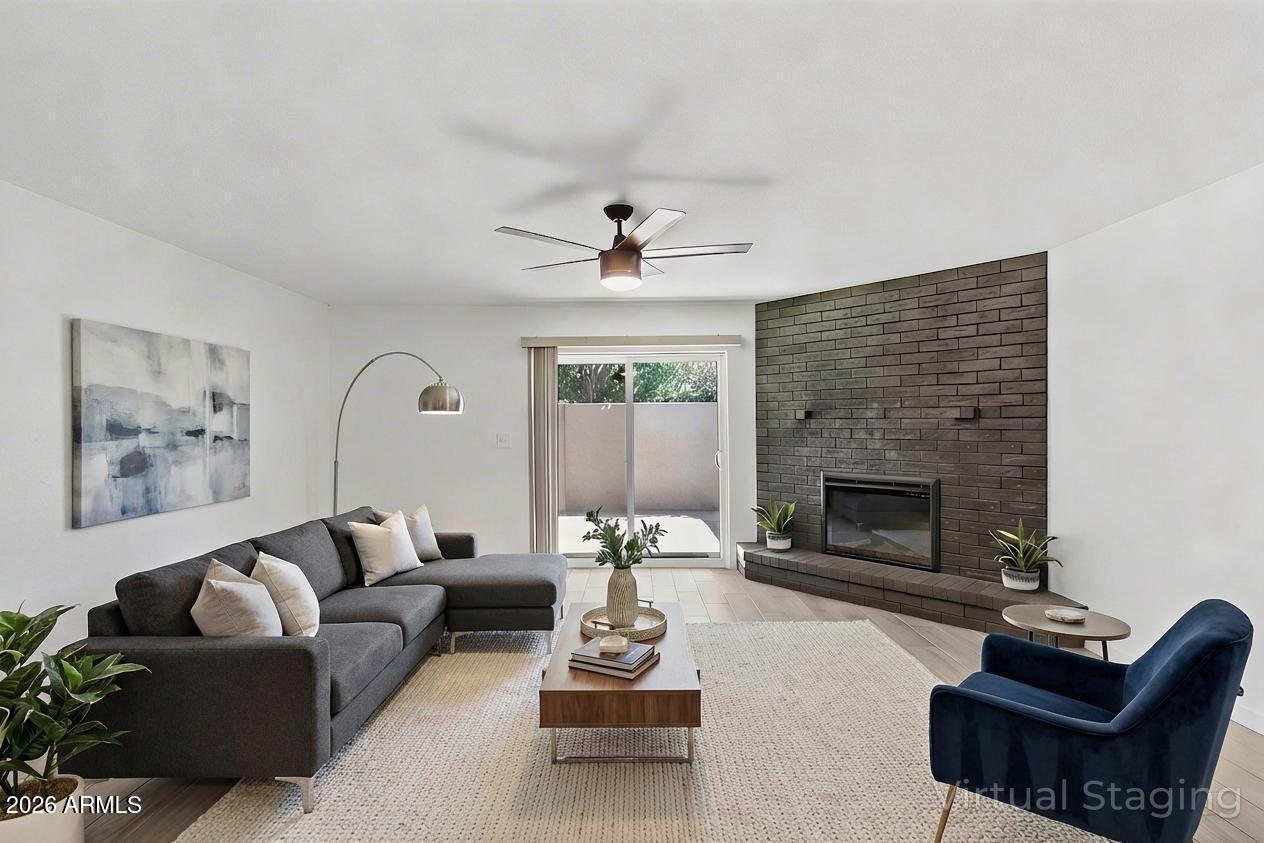 3345 E UNIVERSITY Drive 72