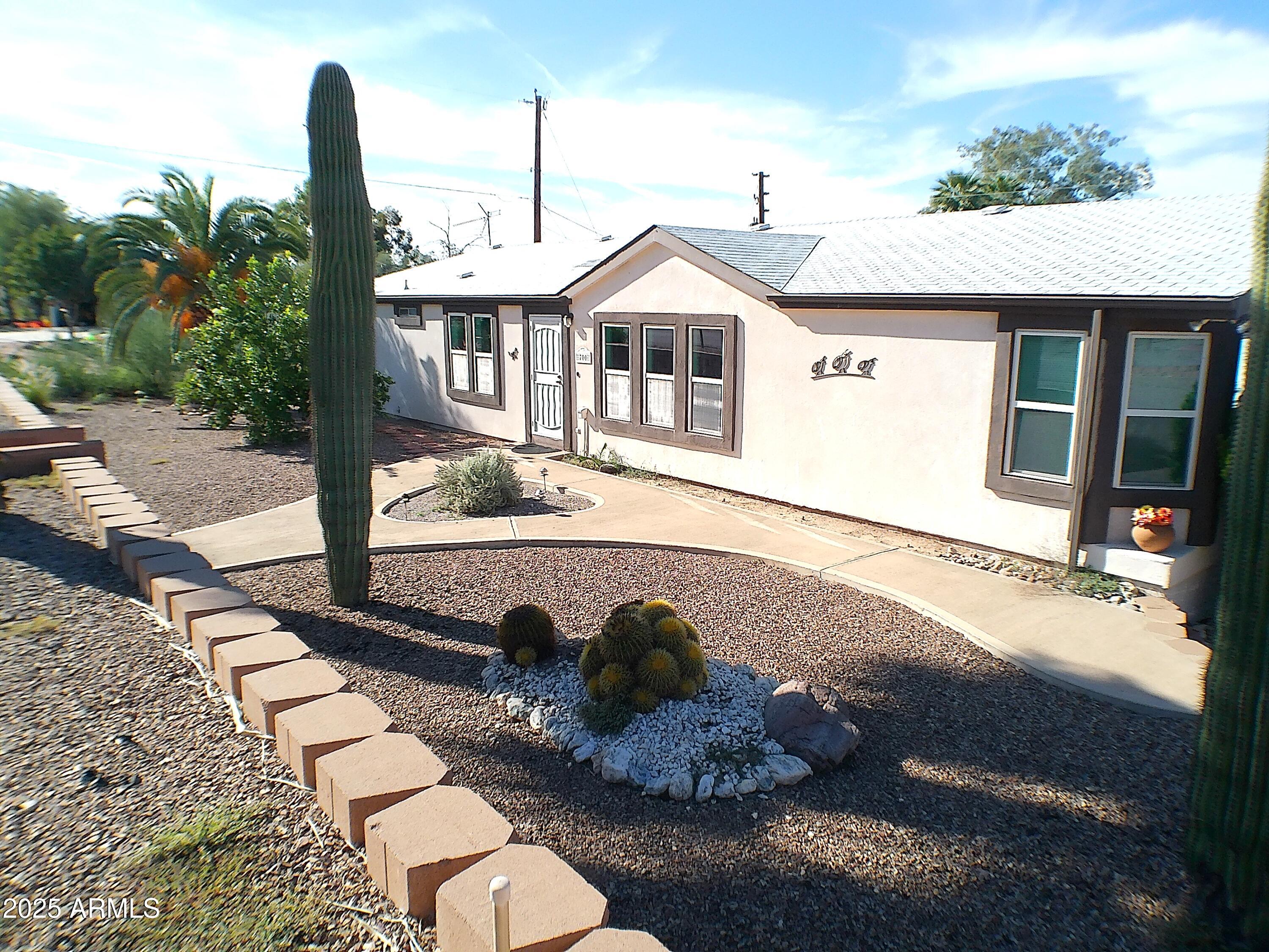 700 E QUEEN CREEK Drive