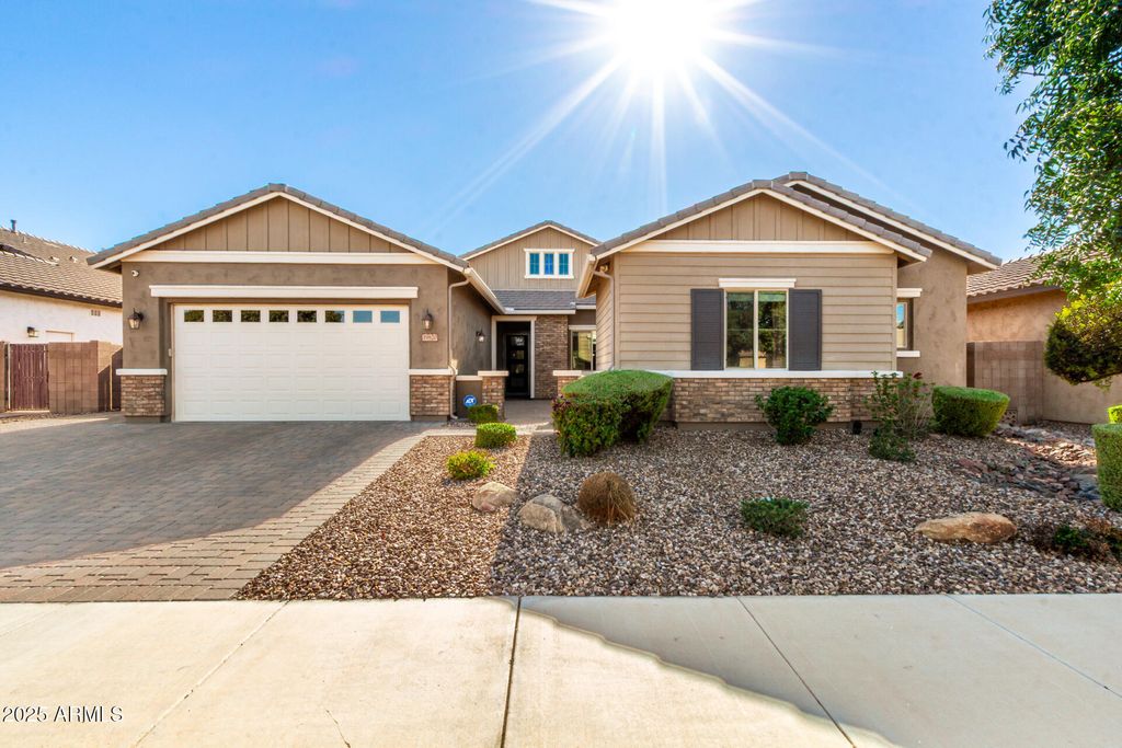 Photo of 19820 S Mesquite Drive, Queen Creek, AZ 85142 (MLS # 6935167)