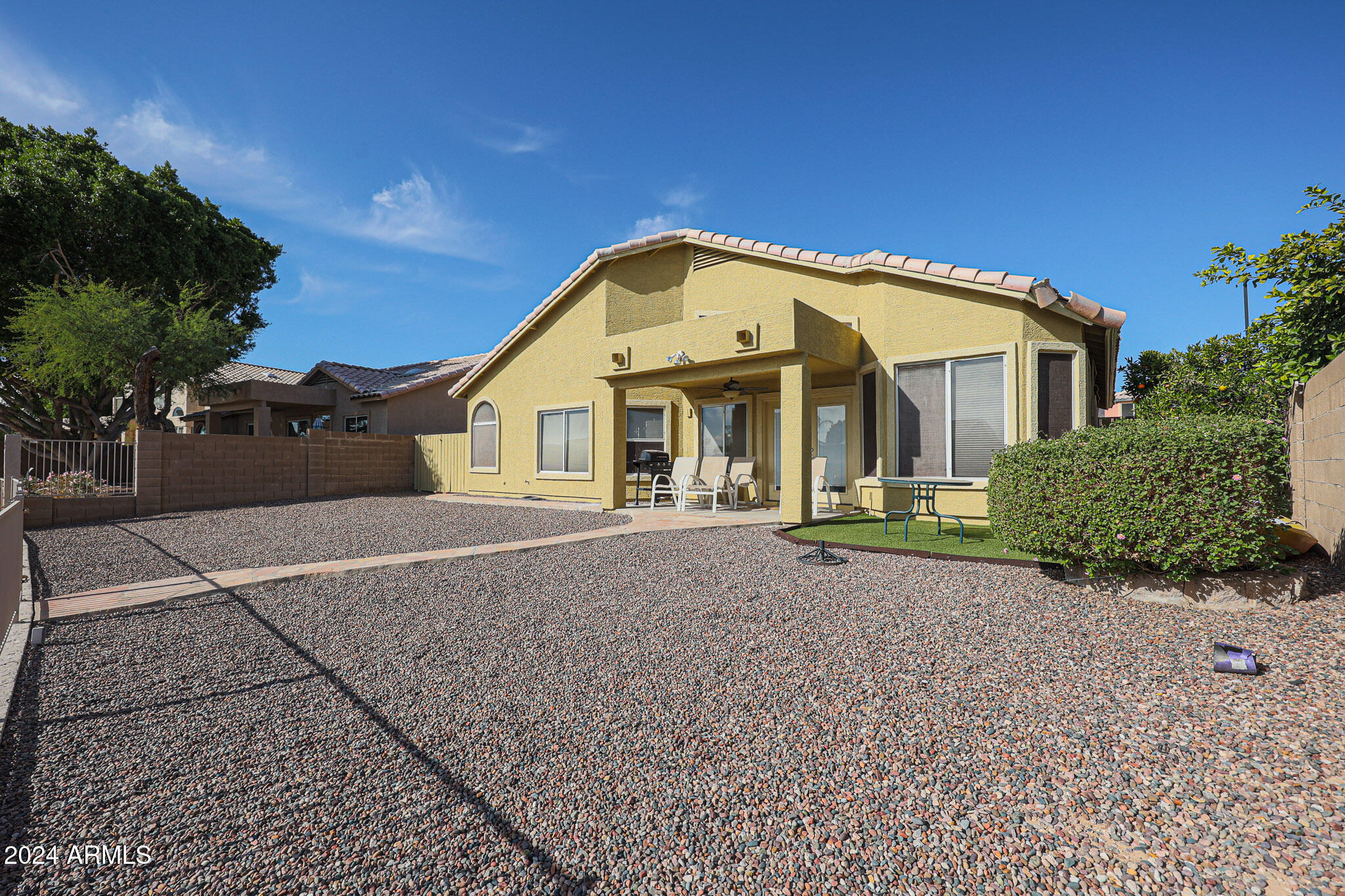 5239 W TONOPAH Drive