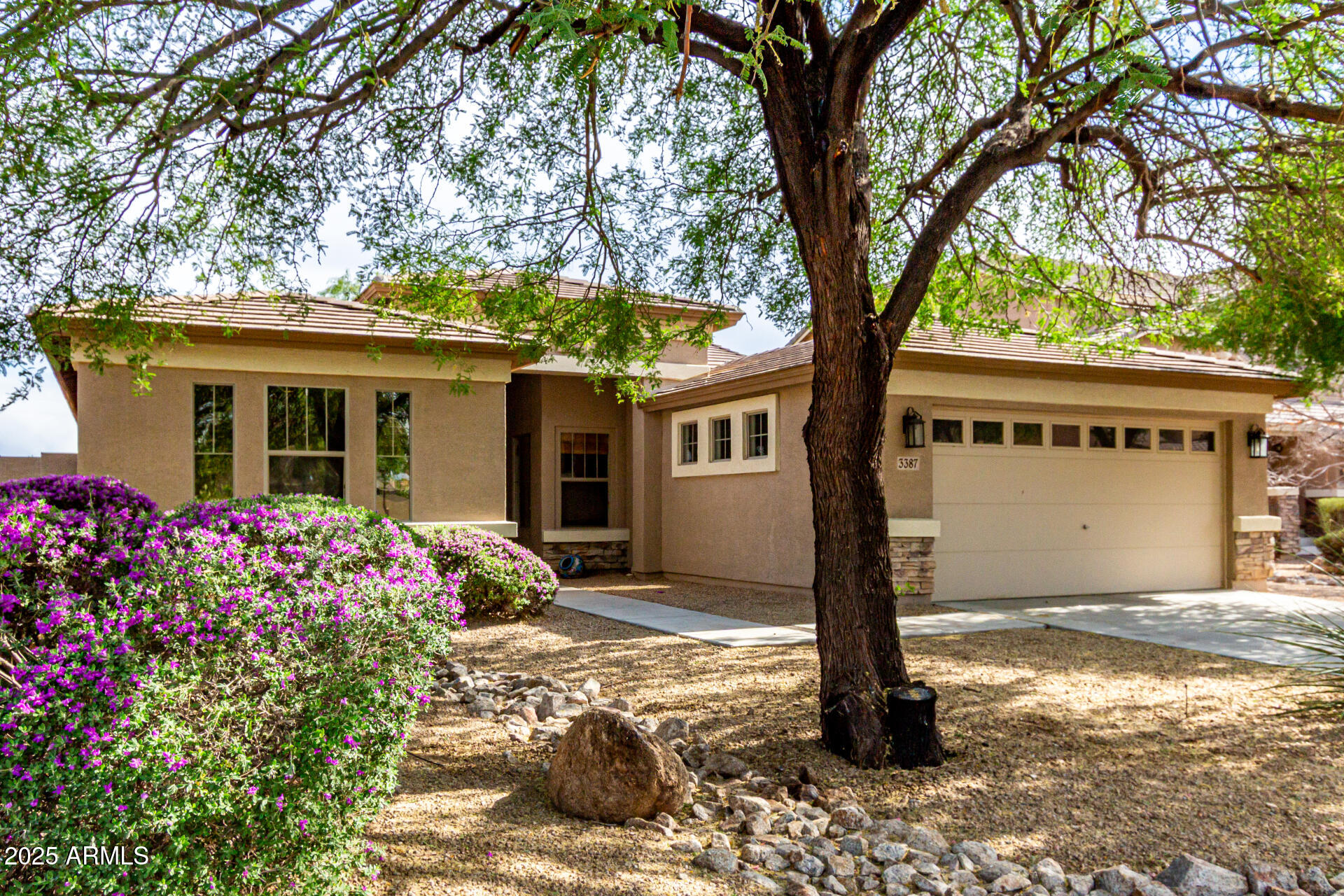 3387 E BLUEJAY Drive