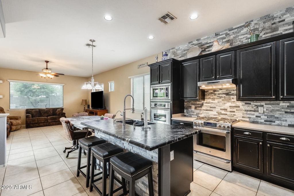 Photo of 18633 W Mcneil Street, Goodyear, AZ 85338 (MLS # 6912797)