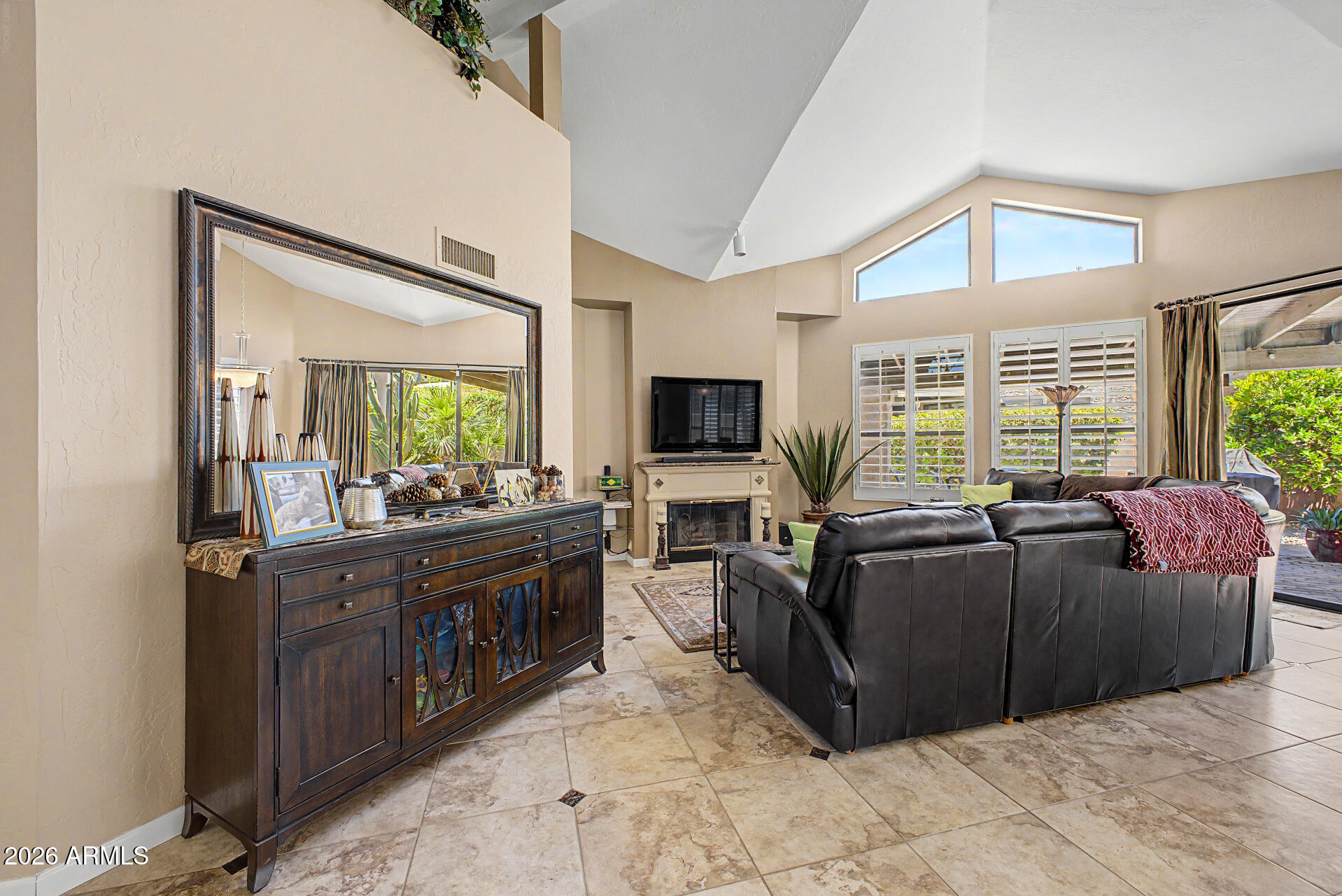 4106 E SUNNYSIDE Drive