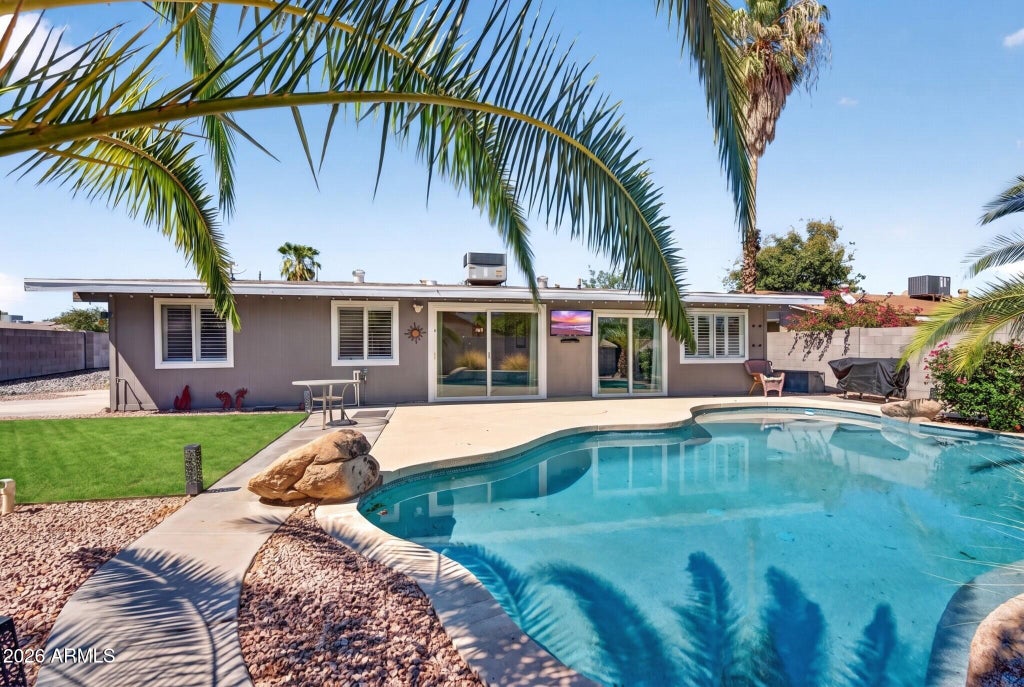Photo of 2253 W Boston Street, Chandler, AZ 85224 (MLS # 7069084)