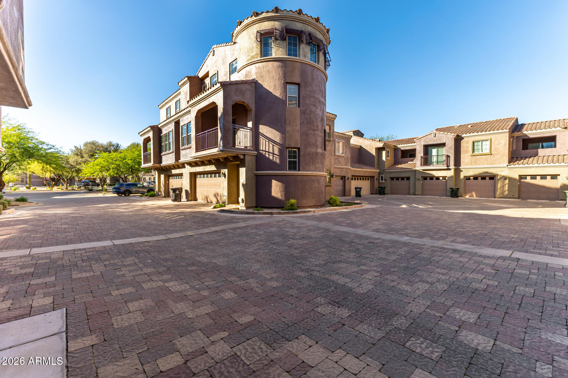 3935 E ROUGH RIDER Road 1350