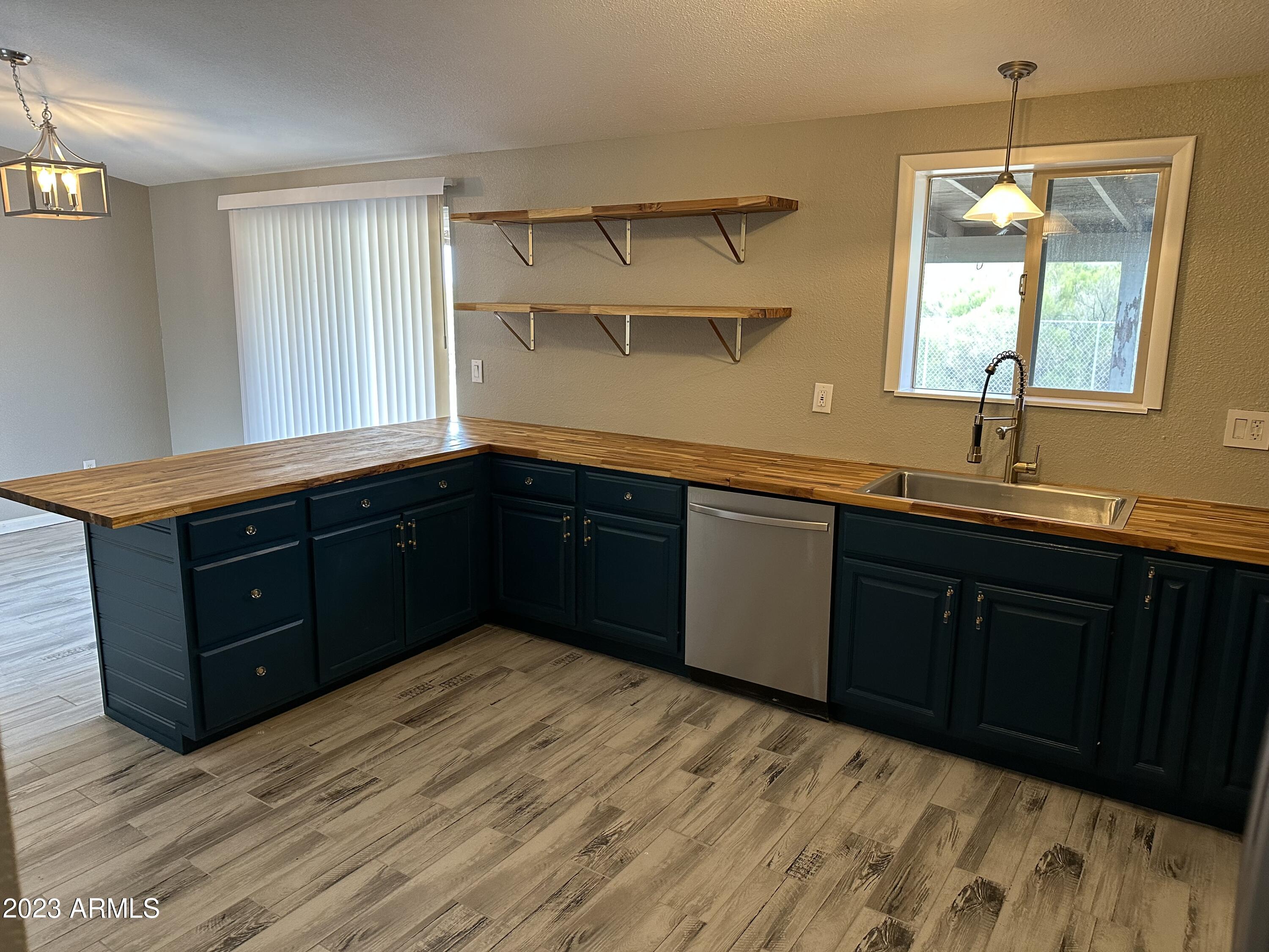 WINDSONG RESUB OF SOMERSET - Residential