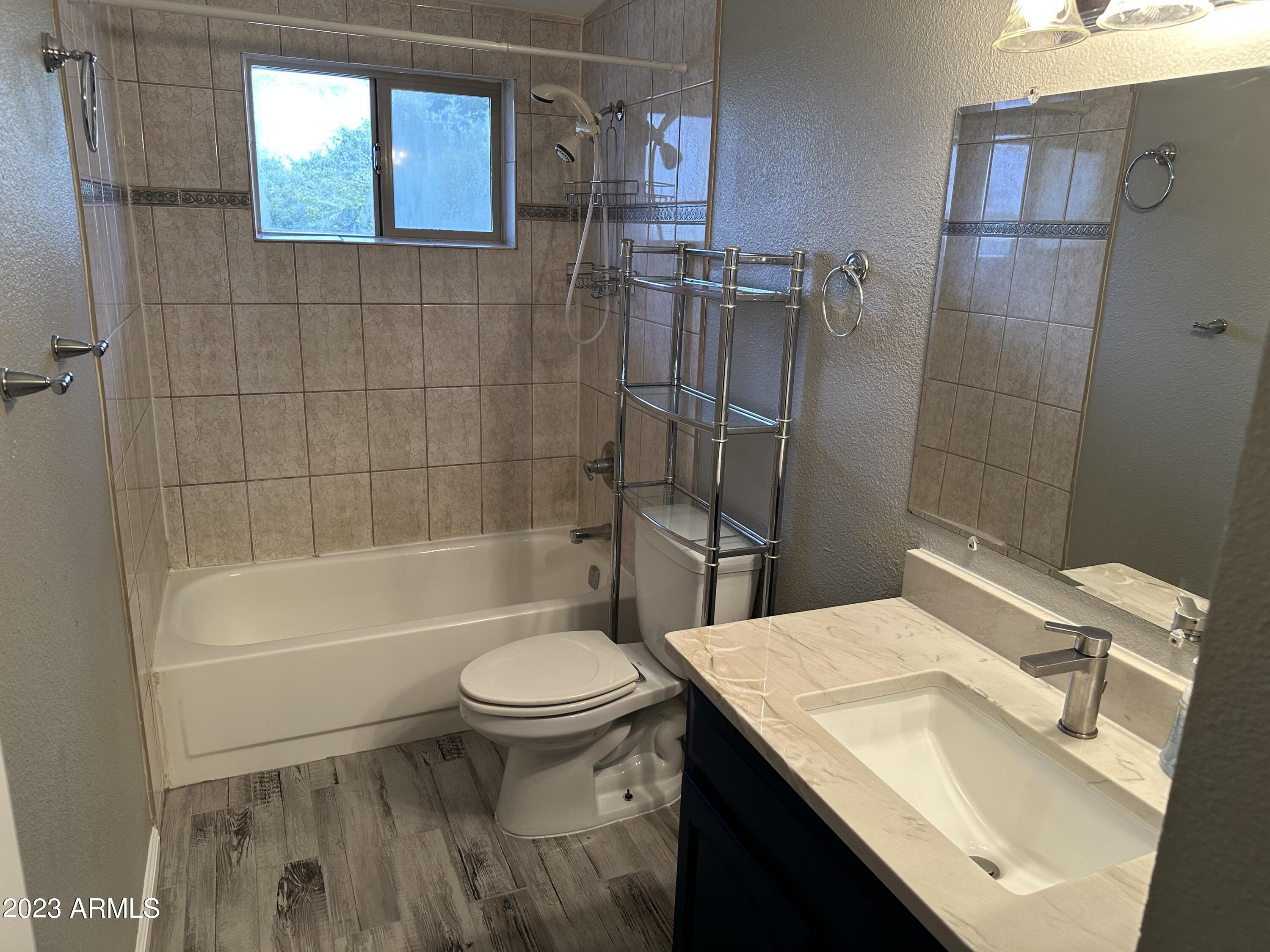 WINDSONG RESUB OF SOMERSET - Residential