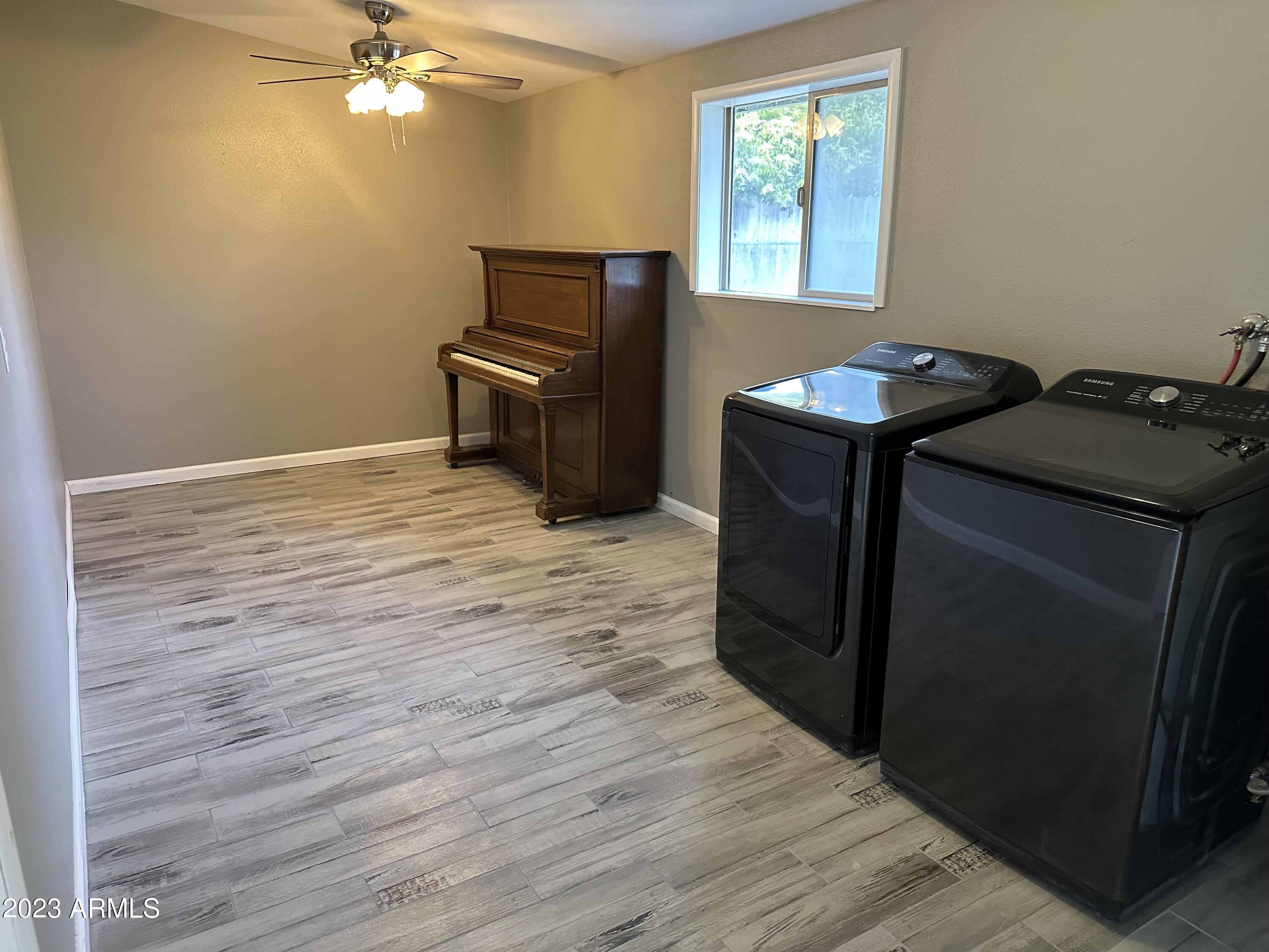 WINDSONG RESUB OF SOMERSET - Residential